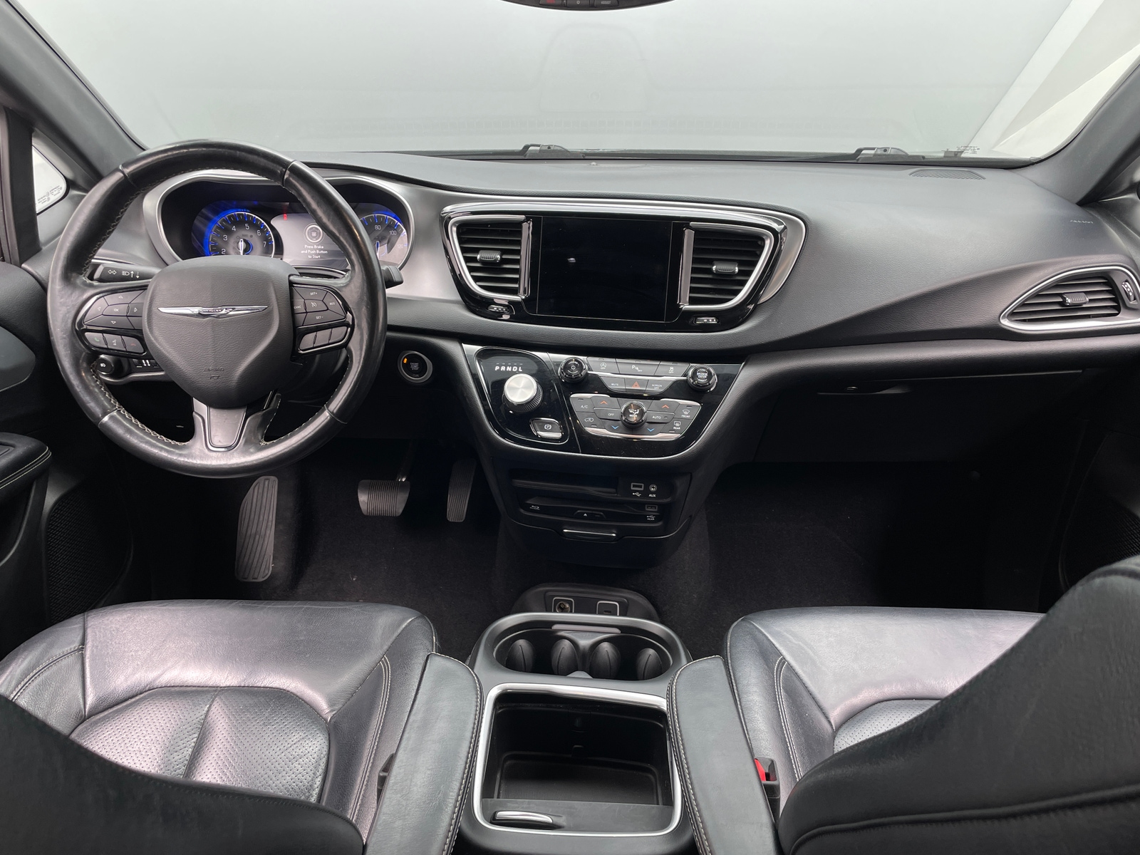 Thumbnail: 2019 Chrysler Pacifica - 2