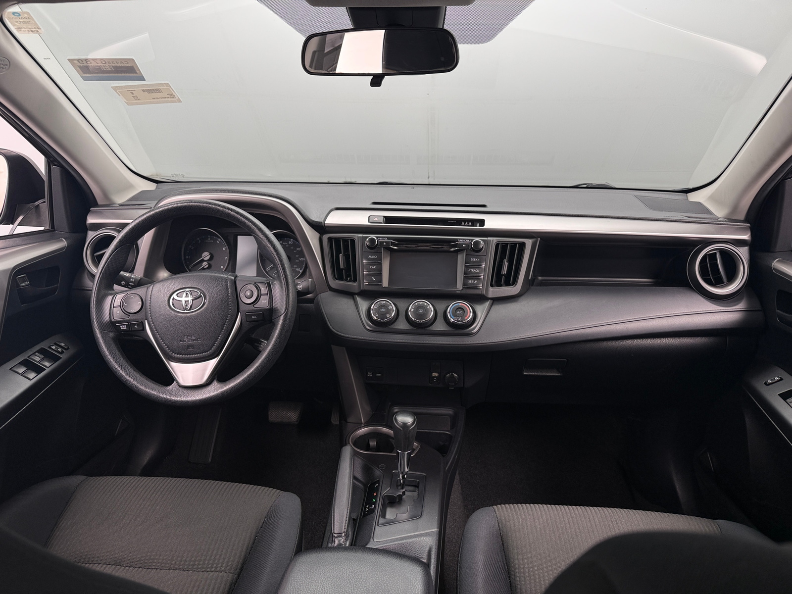 Thumbnail: 2017 Toyota RAV4 - 3