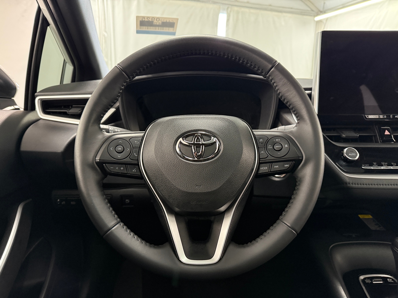 Thumbnail: 2025 Toyota Corolla - 5