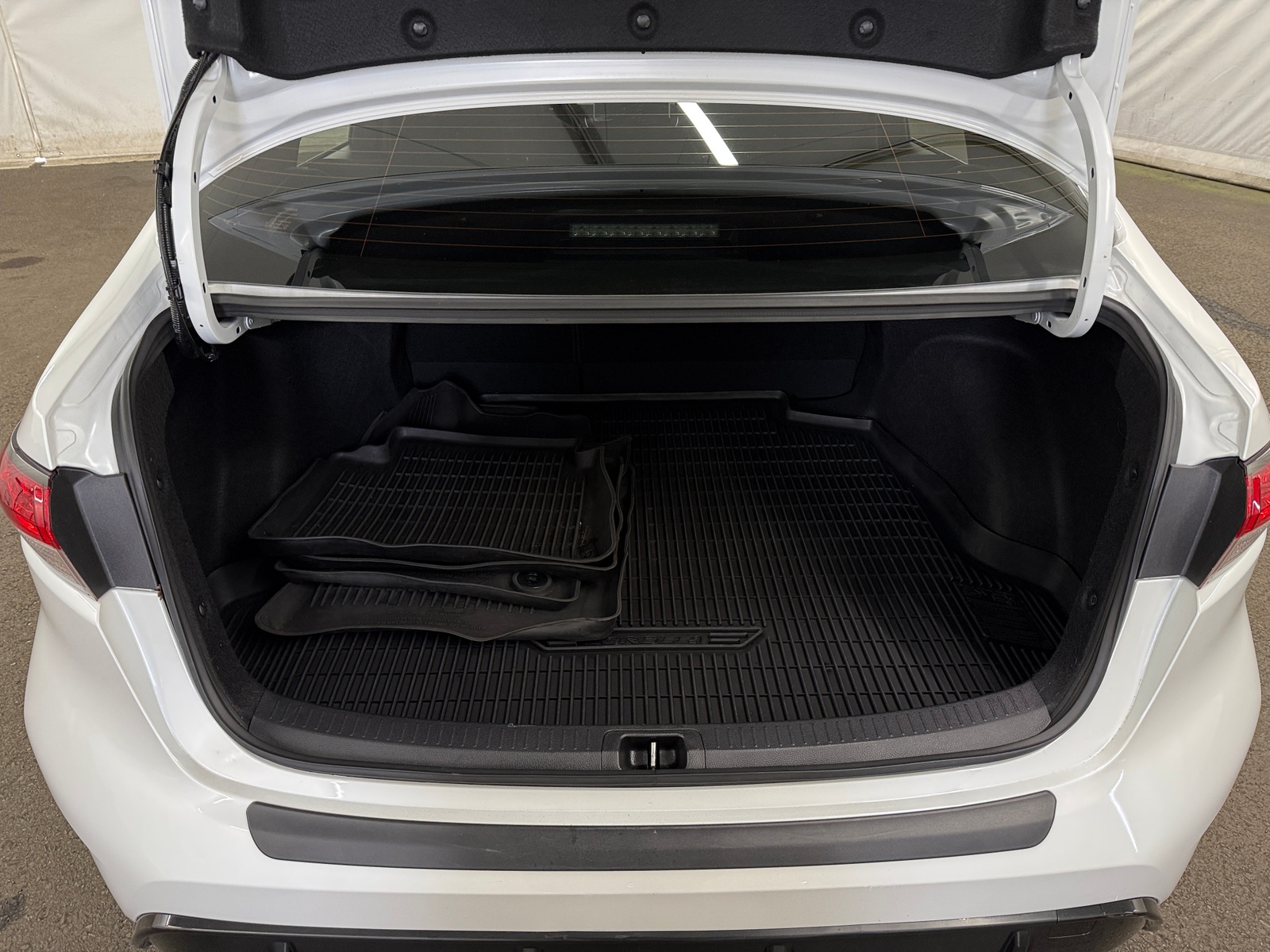 Thumbnail: 2025 Toyota Corolla - 7