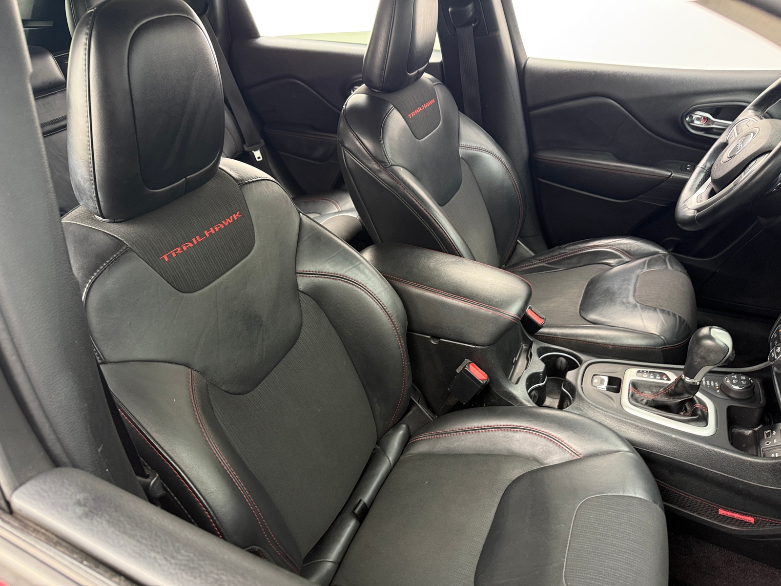 Thumbnail: 2016 Jeep Cherokee - 2