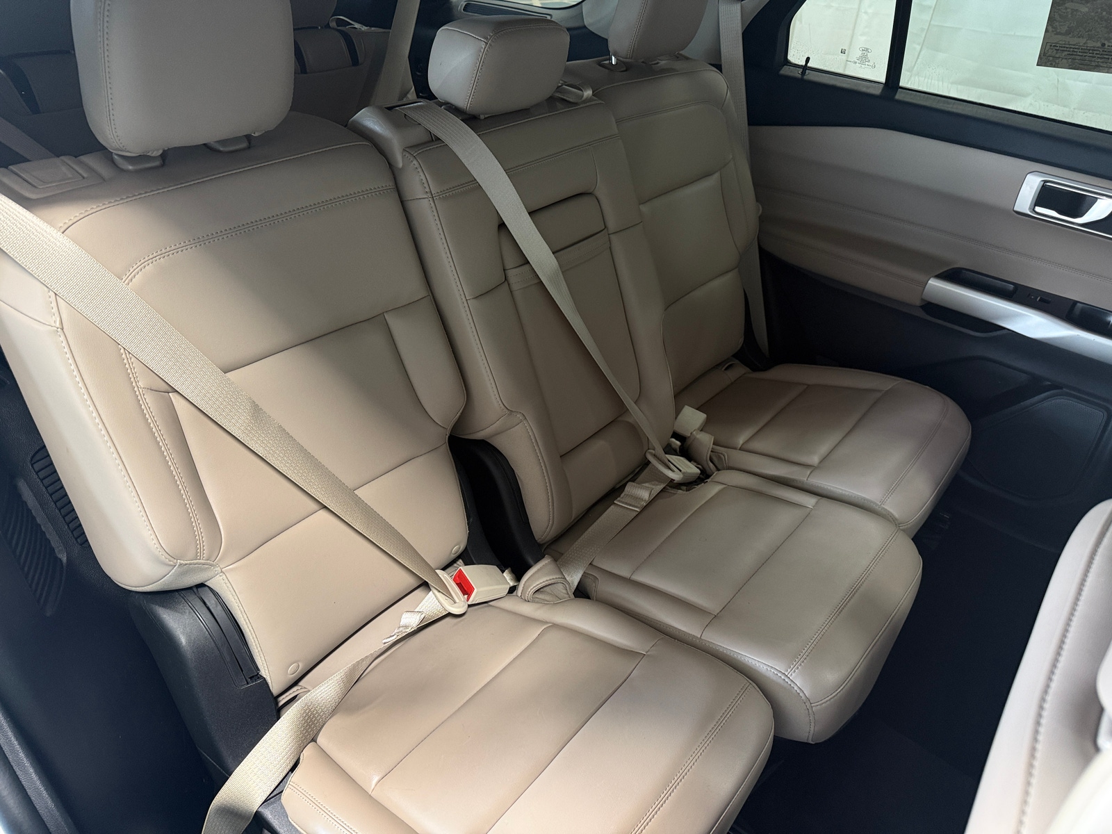 Thumbnail: 2021 Ford Explorer - 5