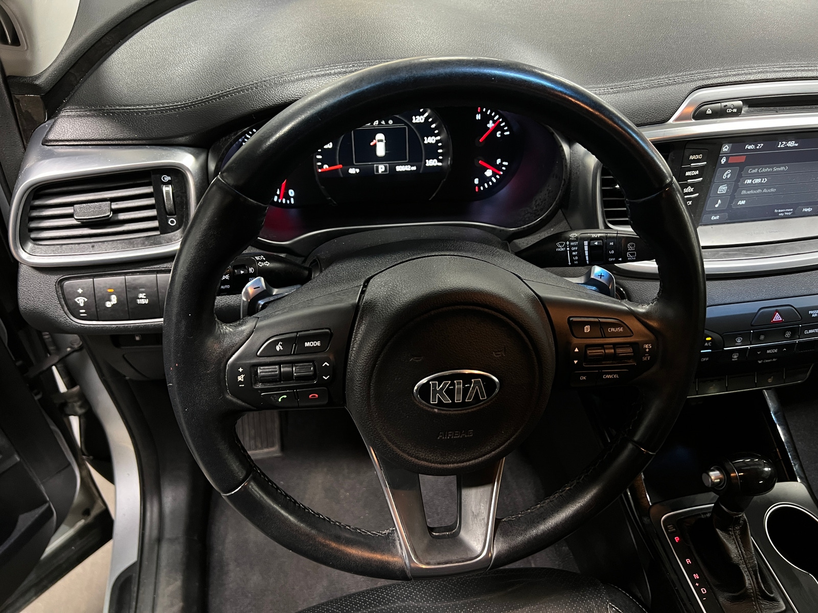 Thumbnail: 2017 Kia Sorento - 4