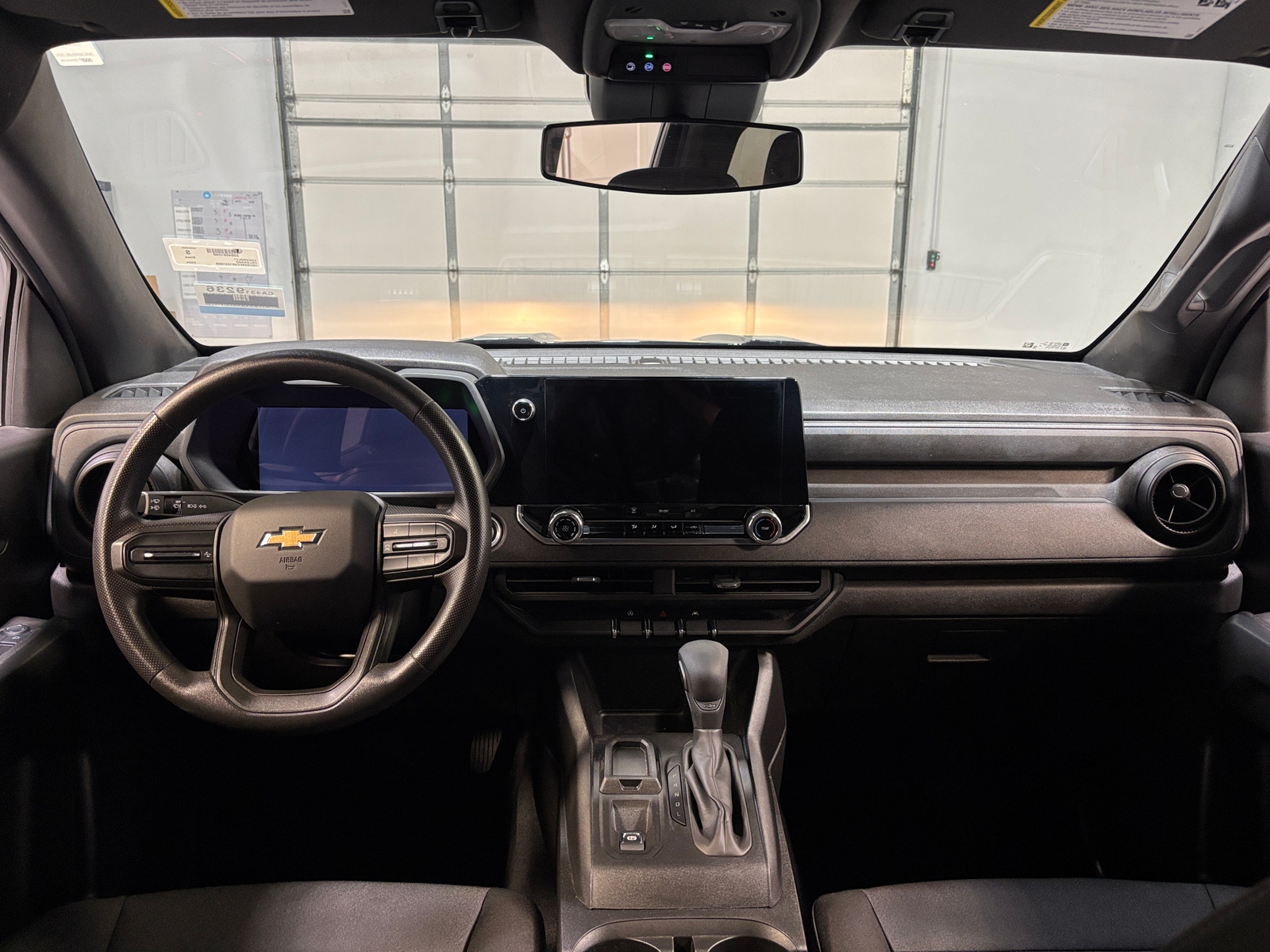 Thumbnail: 2024 Chevrolet Colorado - 3