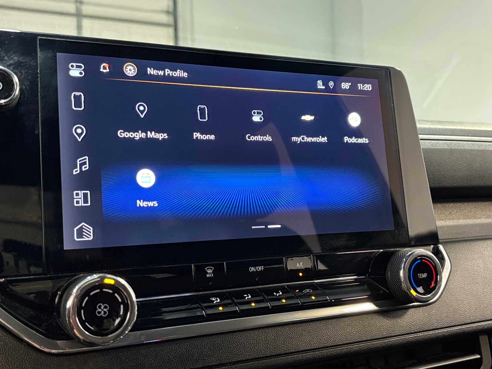 Thumbnail: 2024 Chevrolet Colorado - 4