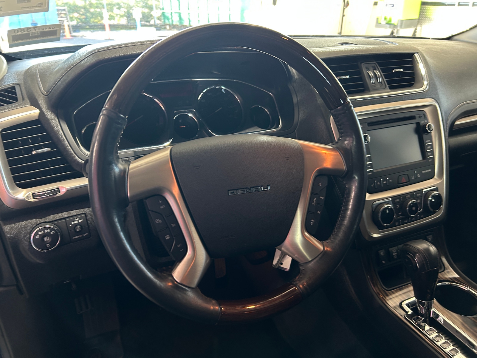 Thumbnail: 2015 GMC Acadia - 4