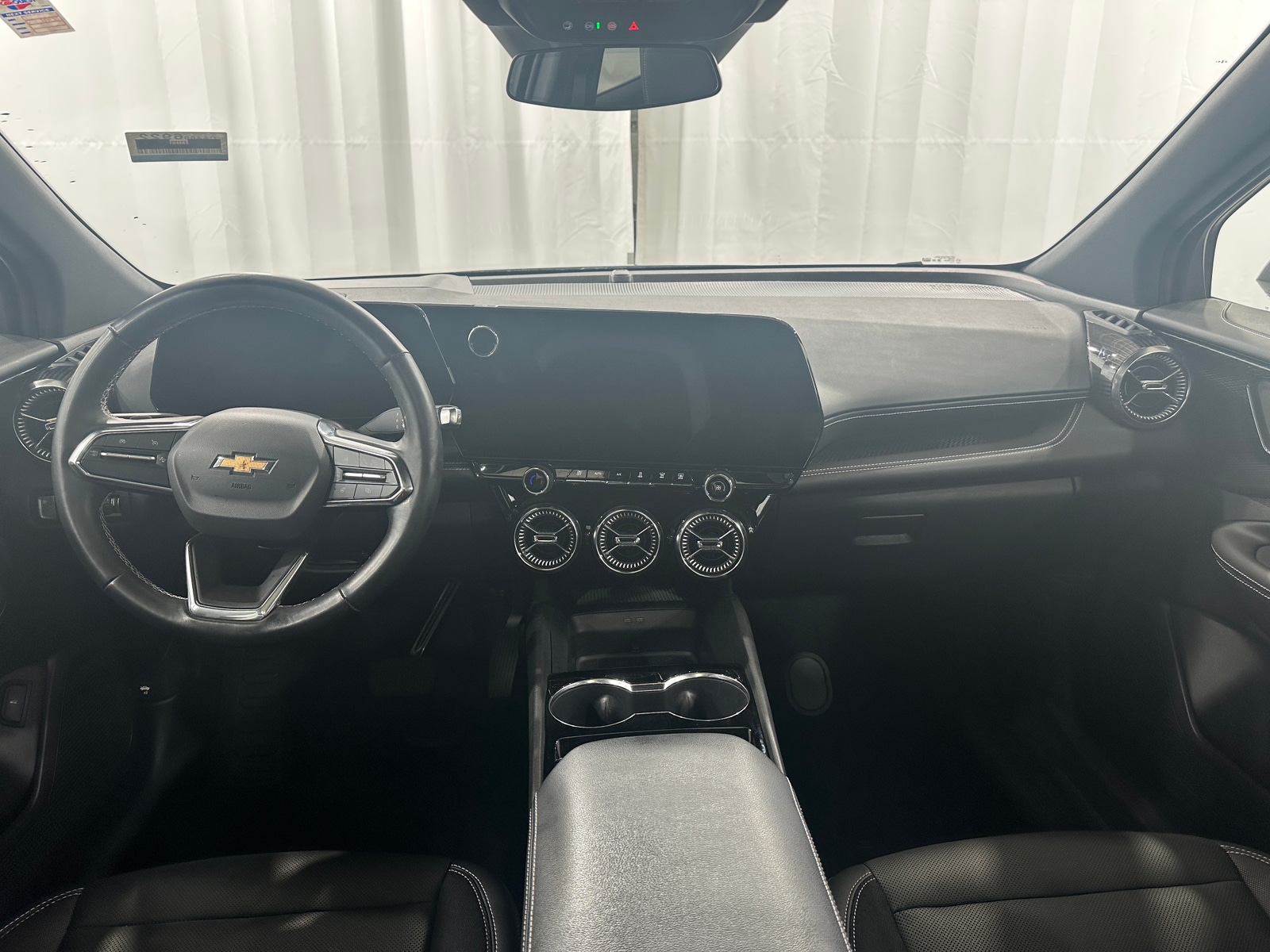 Thumbnail: 2024 Chevrolet Blazer EV - 3