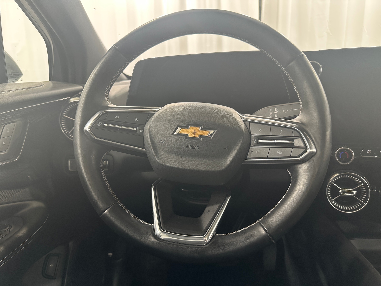 Thumbnail: 2024 Chevrolet Blazer EV - 5