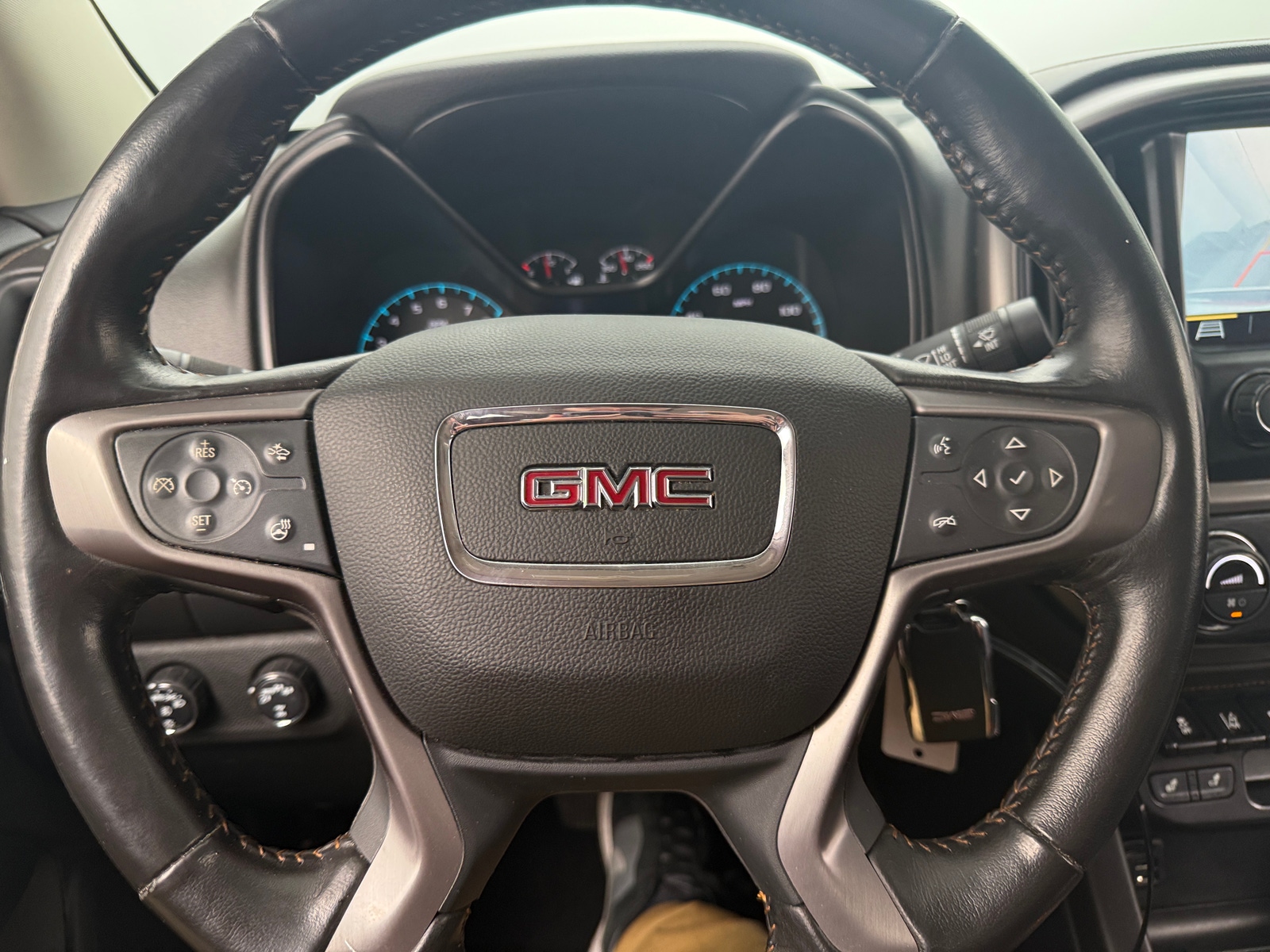 Thumbnail: 2021 GMC Canyon - 4