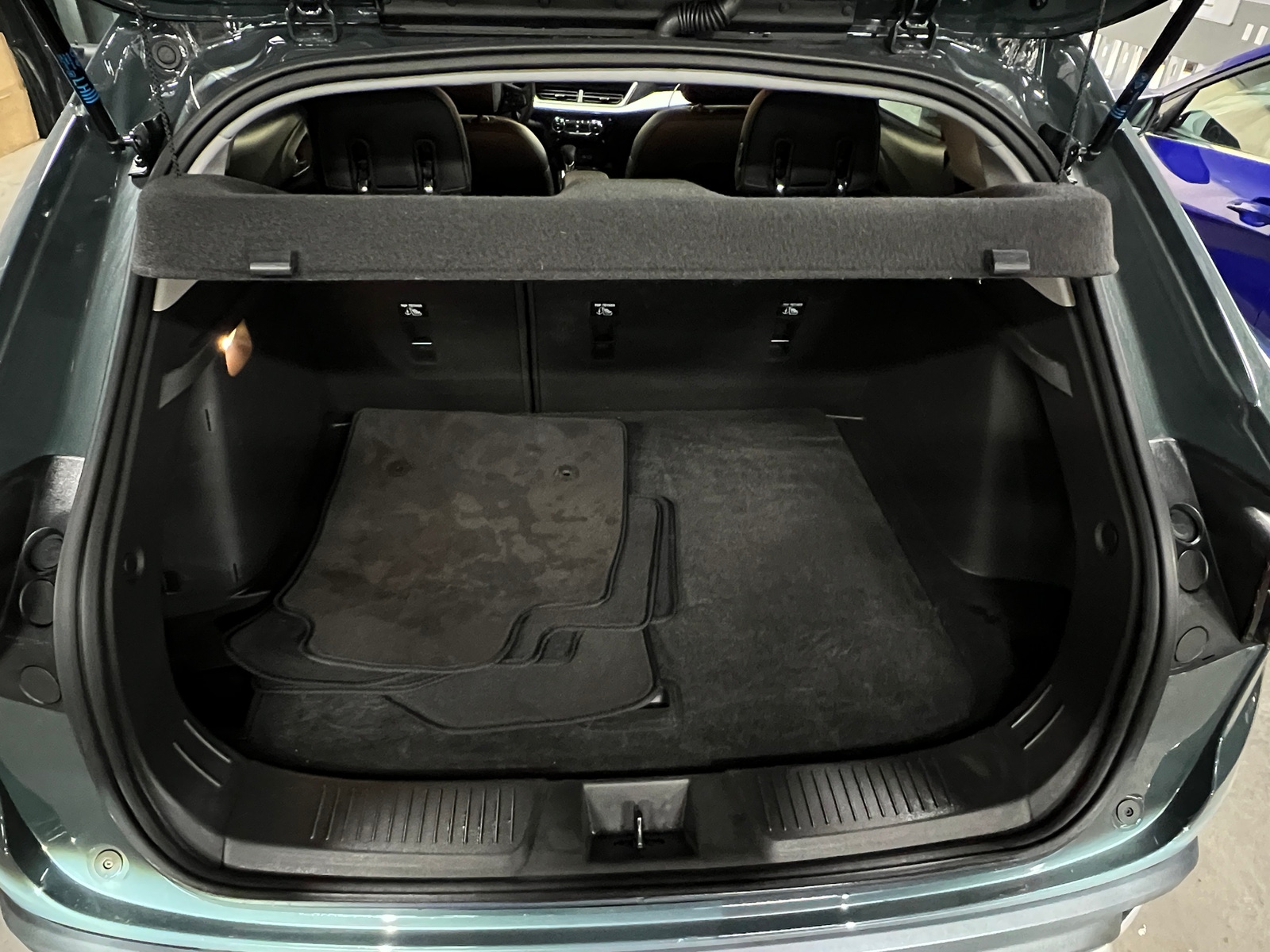 Thumbnail: 2025 Chevrolet Trax - 7