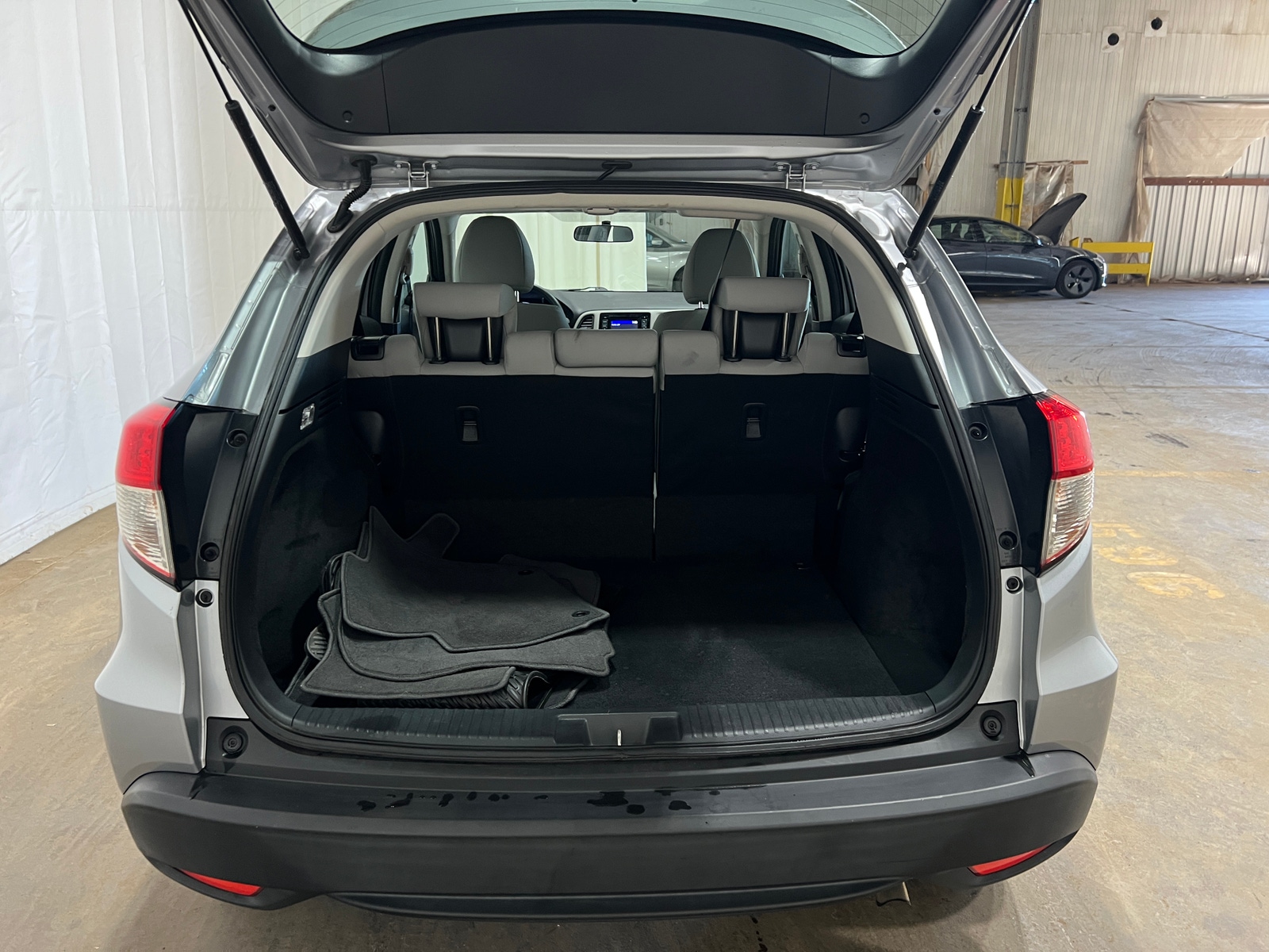 Thumbnail: 2021 Honda HR-V - 7