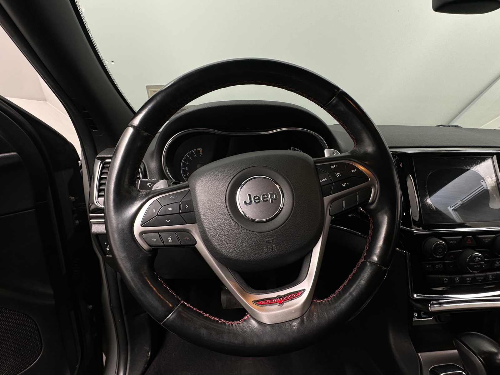 Thumbnail: 2020 Jeep Grand Cherokee - 4