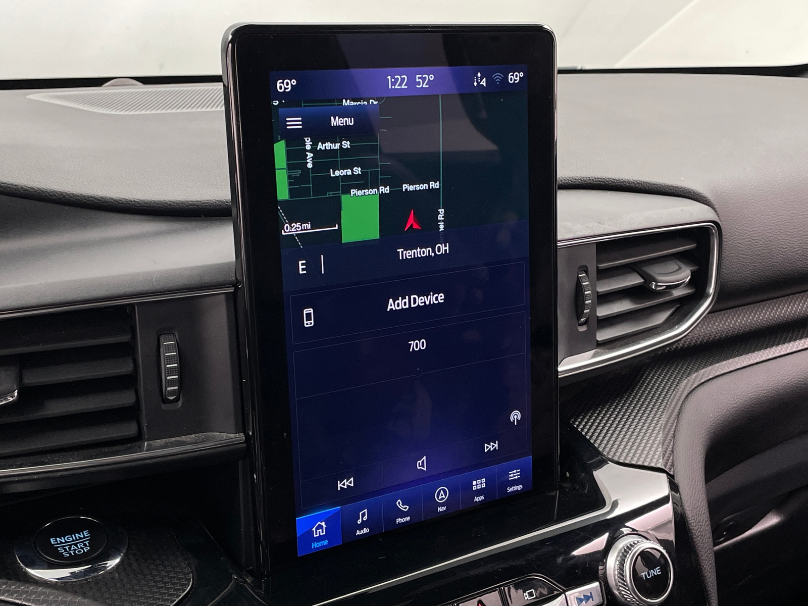 Thumbnail: 2022 Ford Explorer - 4