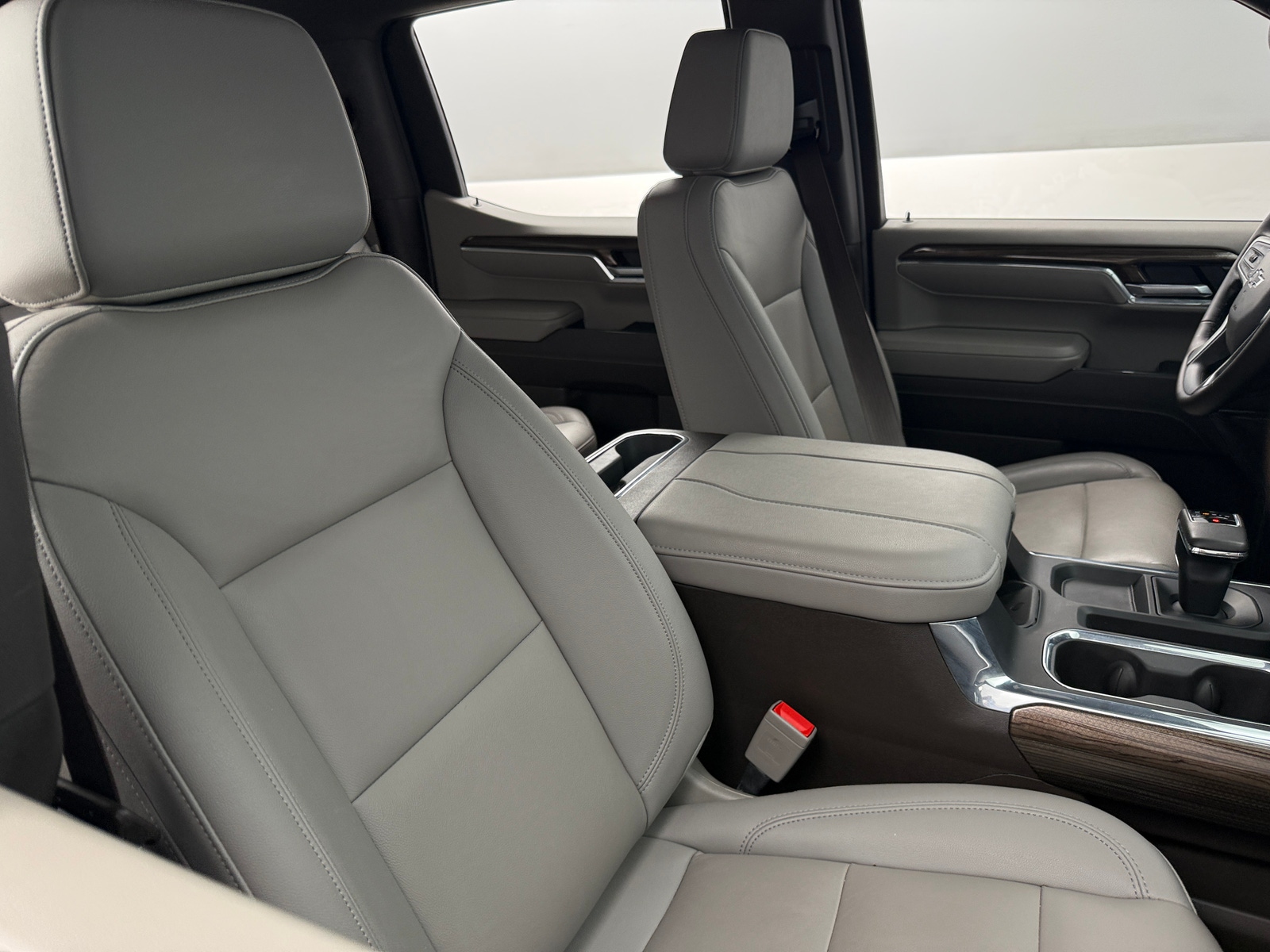 Thumbnail: 2024 Chevrolet Silverado 1500 - 2