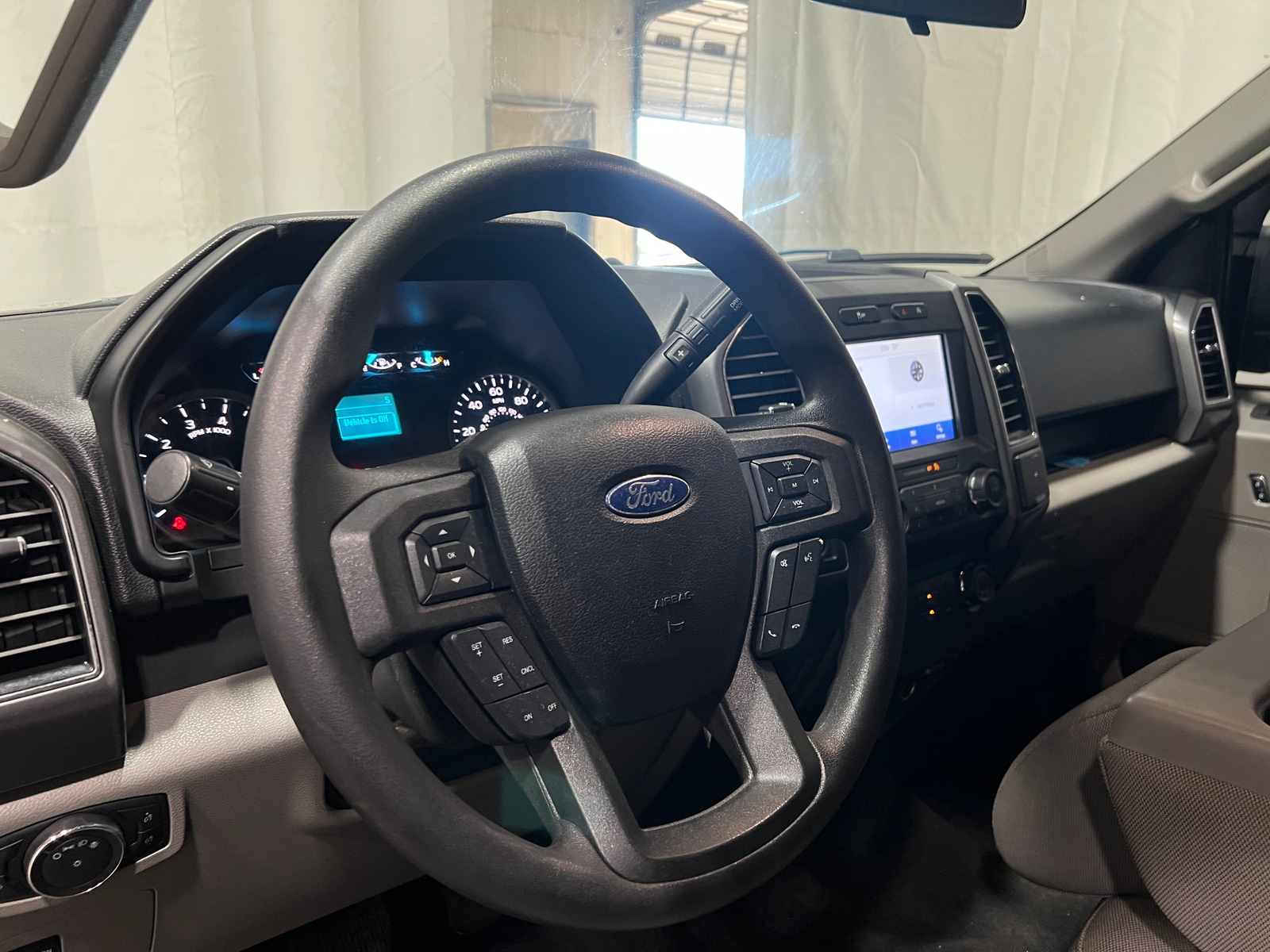 Thumbnail: 2020 Ford Econoline - 5