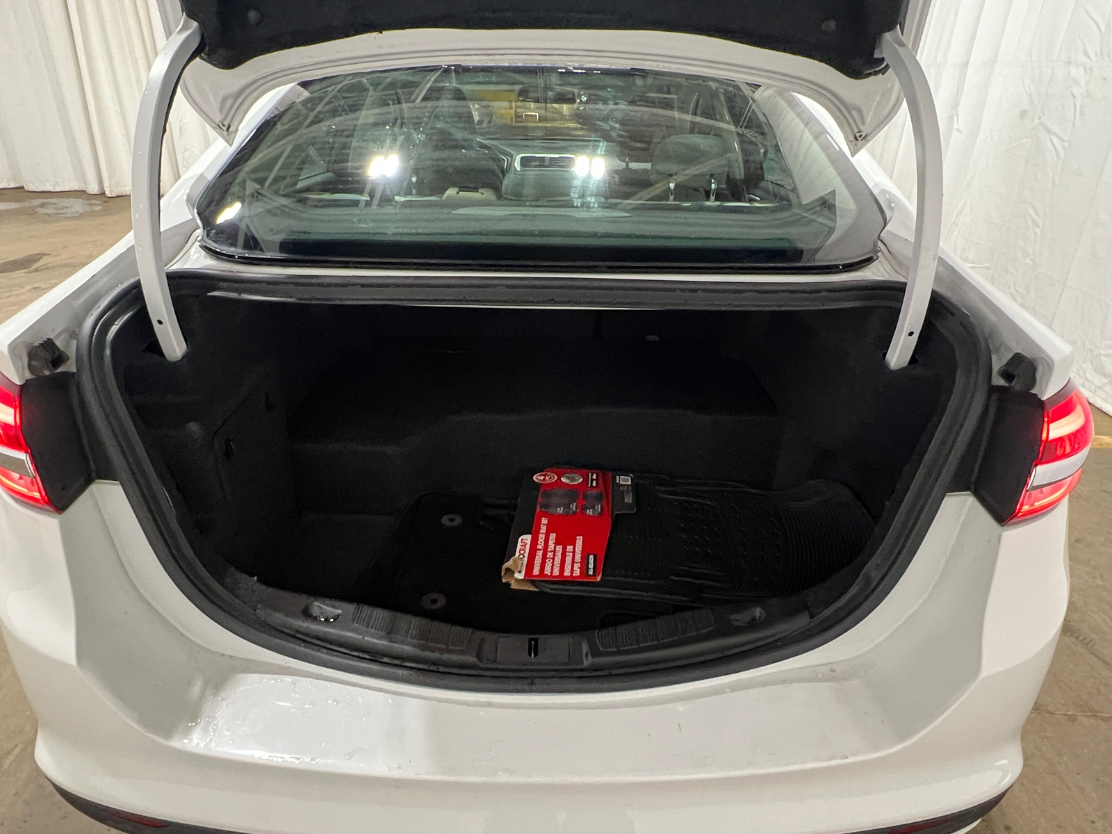 Thumbnail: 2017 Ford Fusion - 7