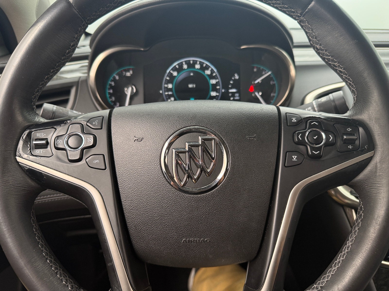 Thumbnail: 2015 Buick LaCrosse - 4