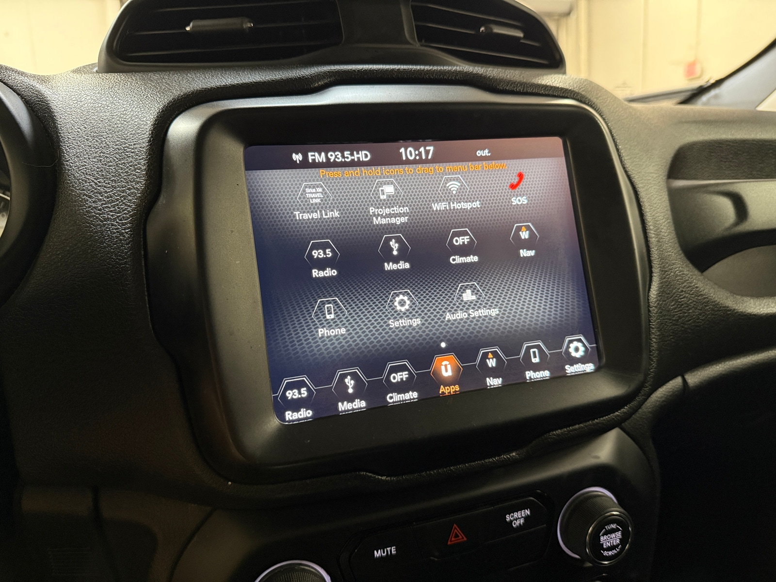 Thumbnail: 2018 Jeep Renegade - 4