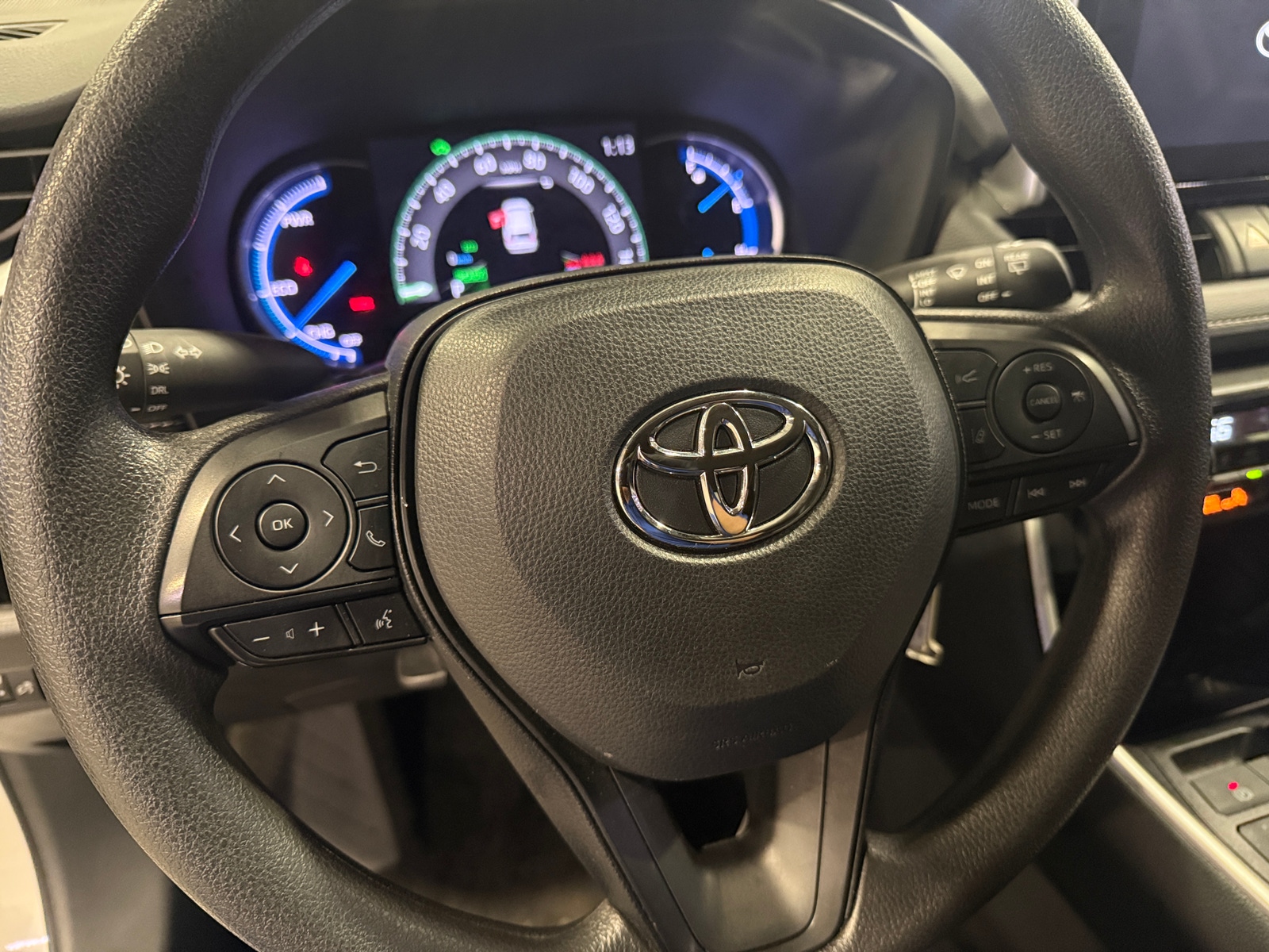 Thumbnail: 2025 Toyota RAV4 - 5