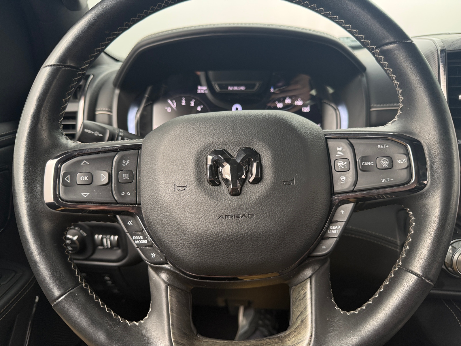 Thumbnail: 2025 RAM 1500 - 4