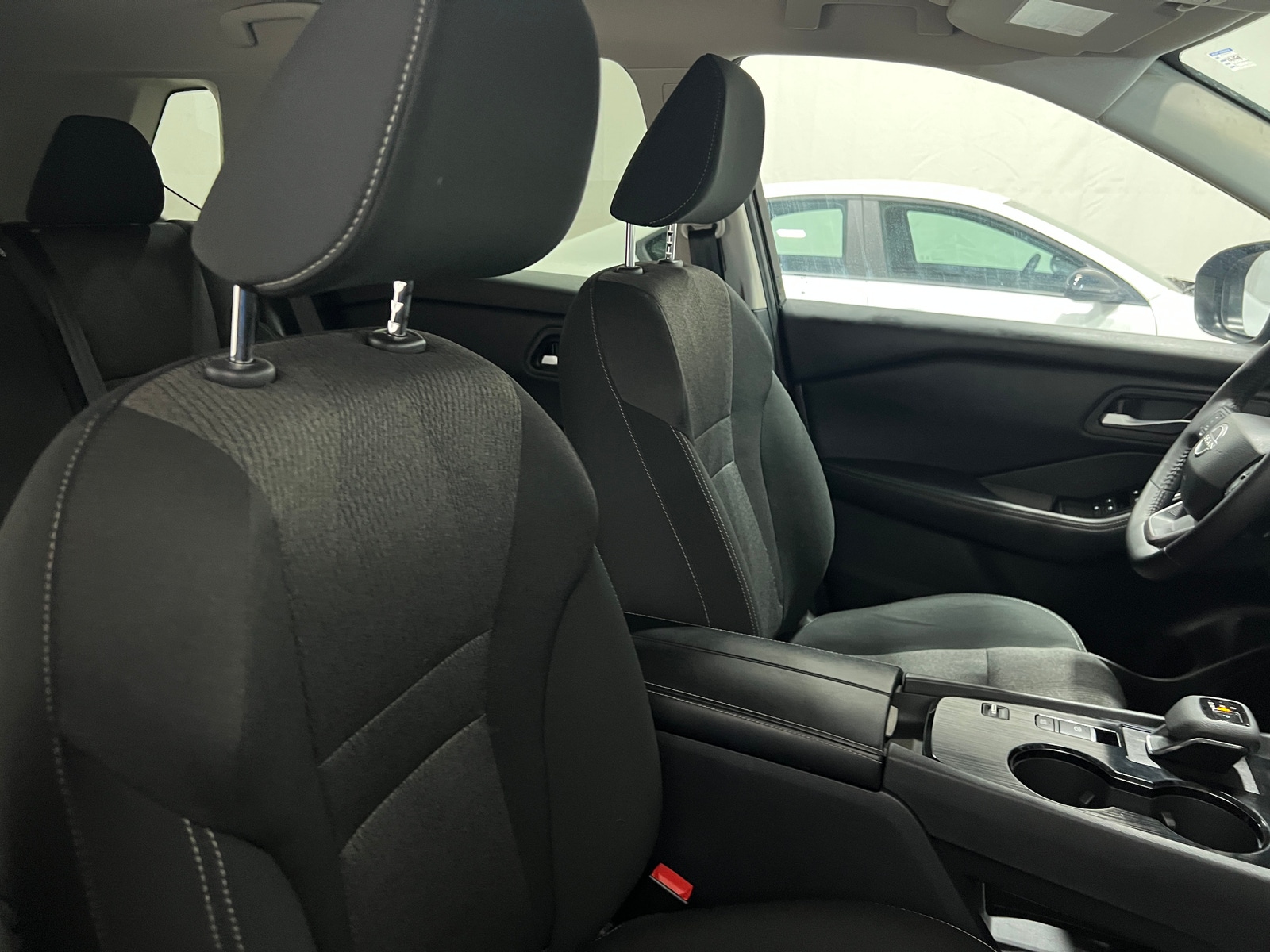 Thumbnail: 2025 Nissan Rogue - 2