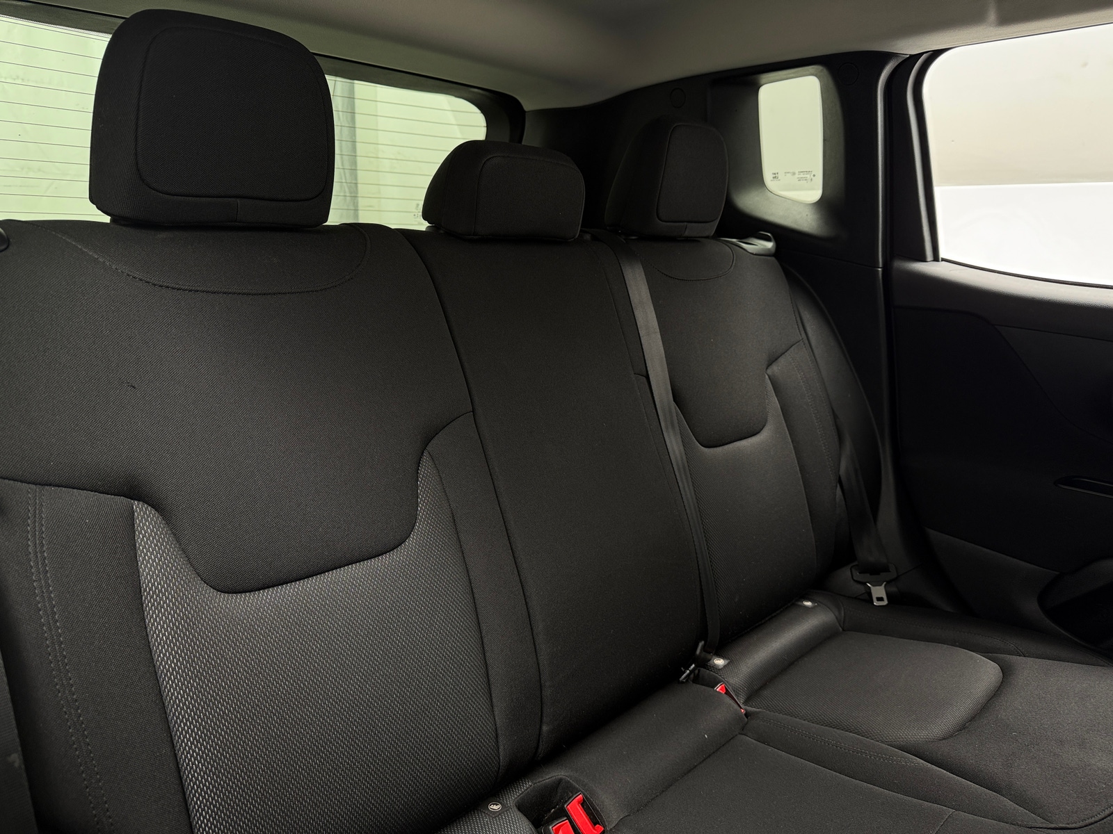 Thumbnail: 2019 Jeep Renegade - 6