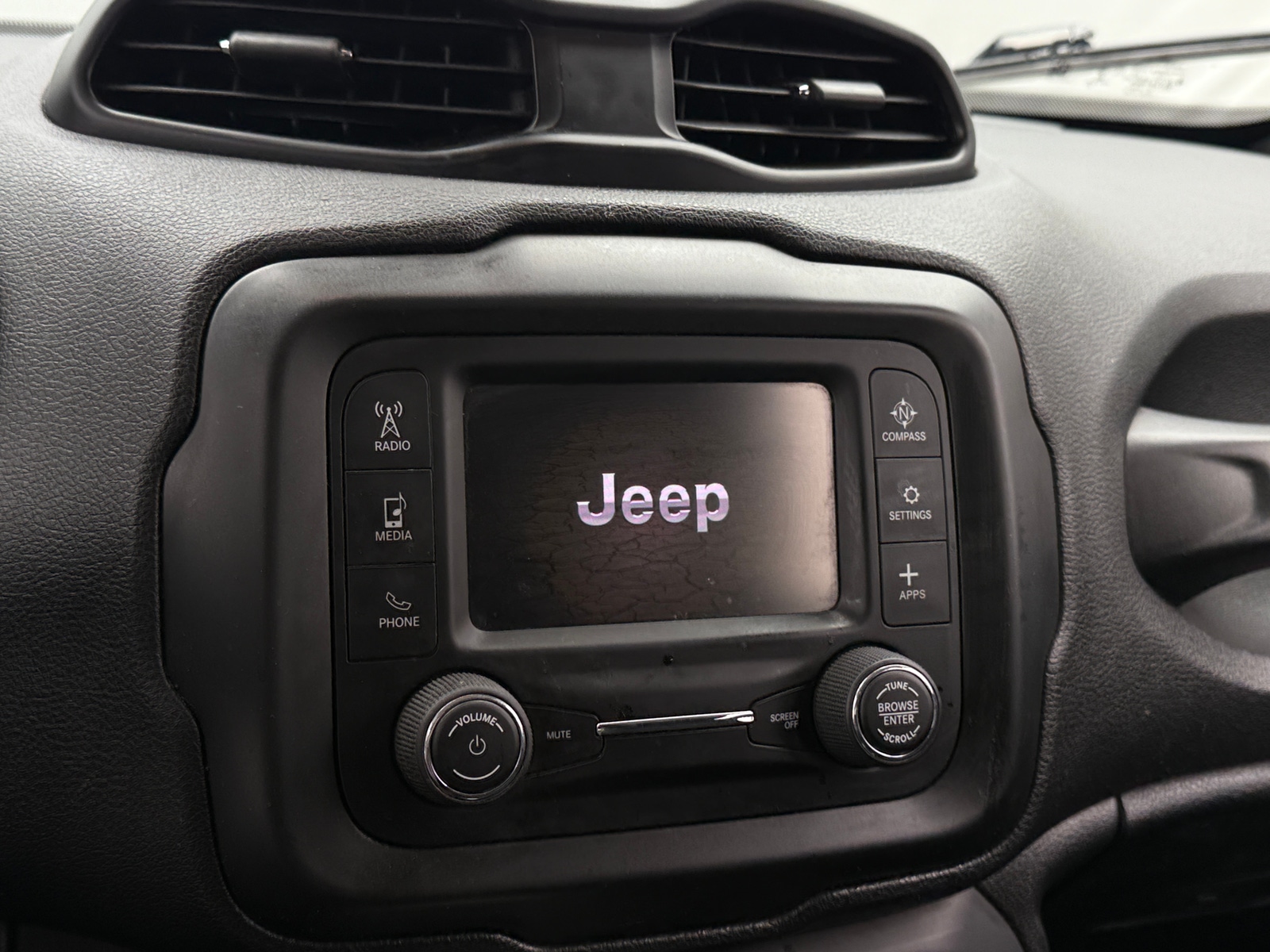 Thumbnail: 2019 Jeep Renegade - 4