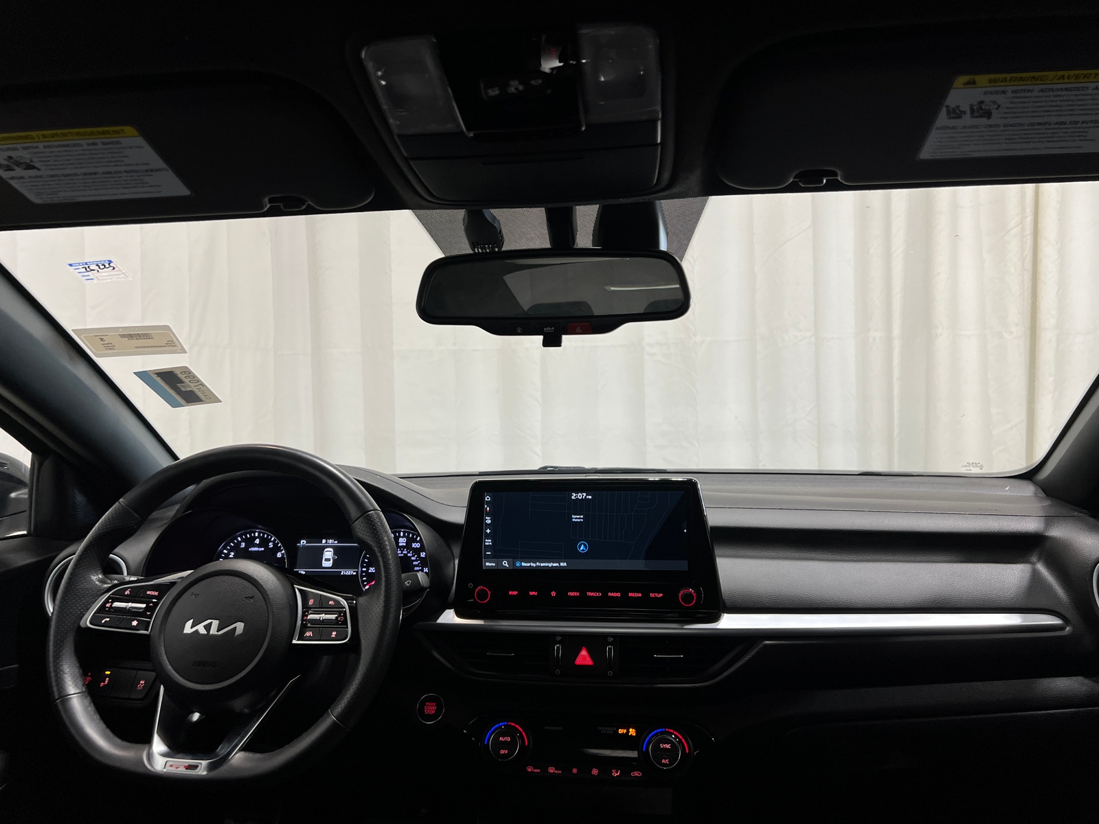 Thumbnail: 2024 Kia Forte - 3