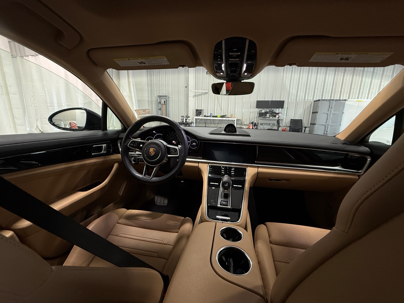 Thumbnail: 2020 Porsche Panamera - 3