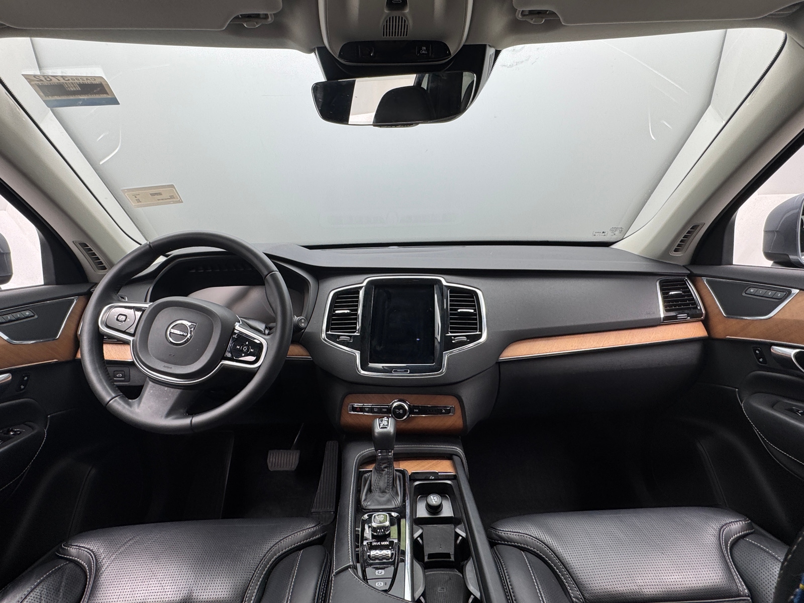 Thumbnail: 2018 Volvo XC90 - 2