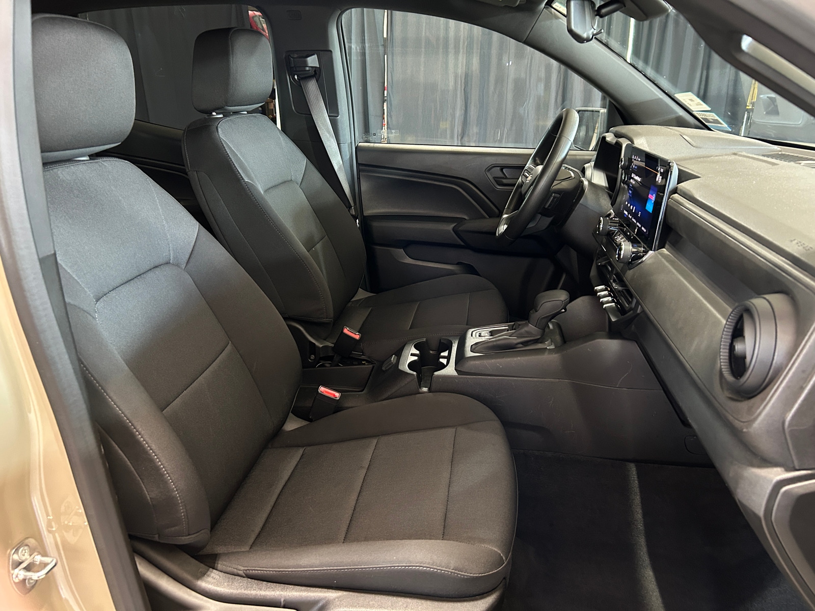 Thumbnail: 2023 Chevrolet Colorado - 2