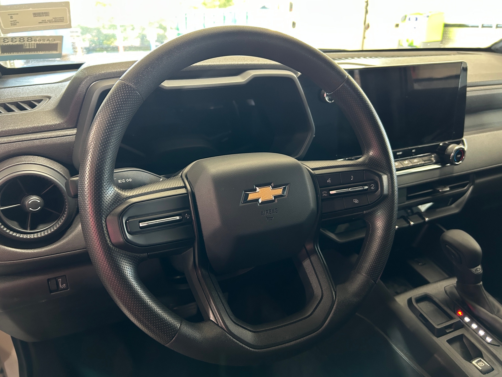 Thumbnail: 2023 Chevrolet Colorado - 5