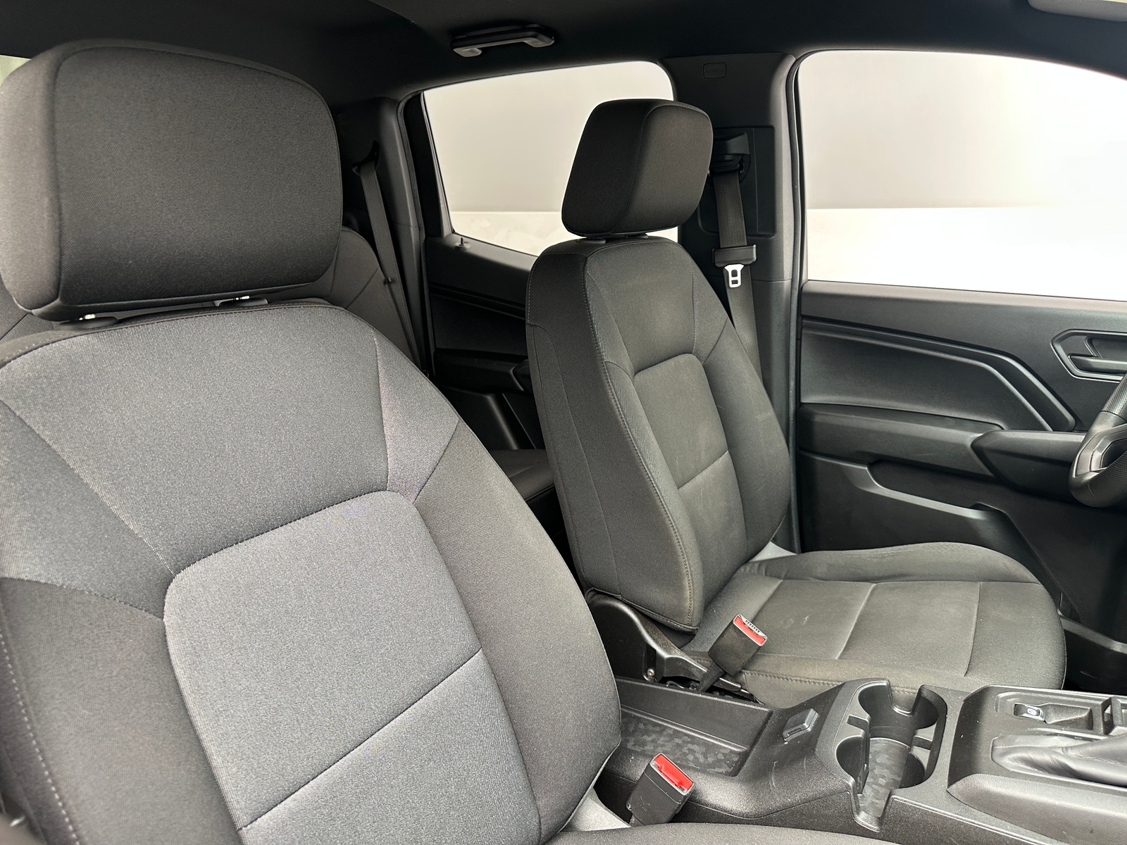 Thumbnail: 2024 Chevrolet Colorado - 2