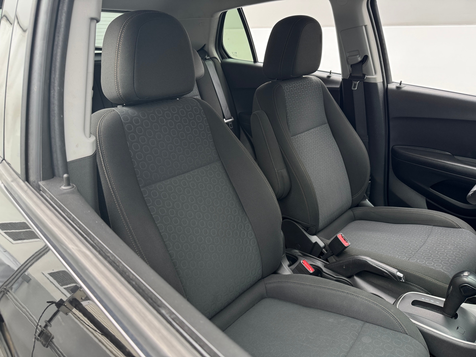 Thumbnail: 2020 Chevrolet Trax - 2