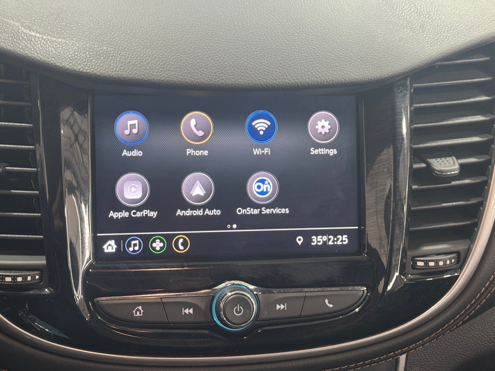 Thumbnail: 2020 Chevrolet Trax - 4