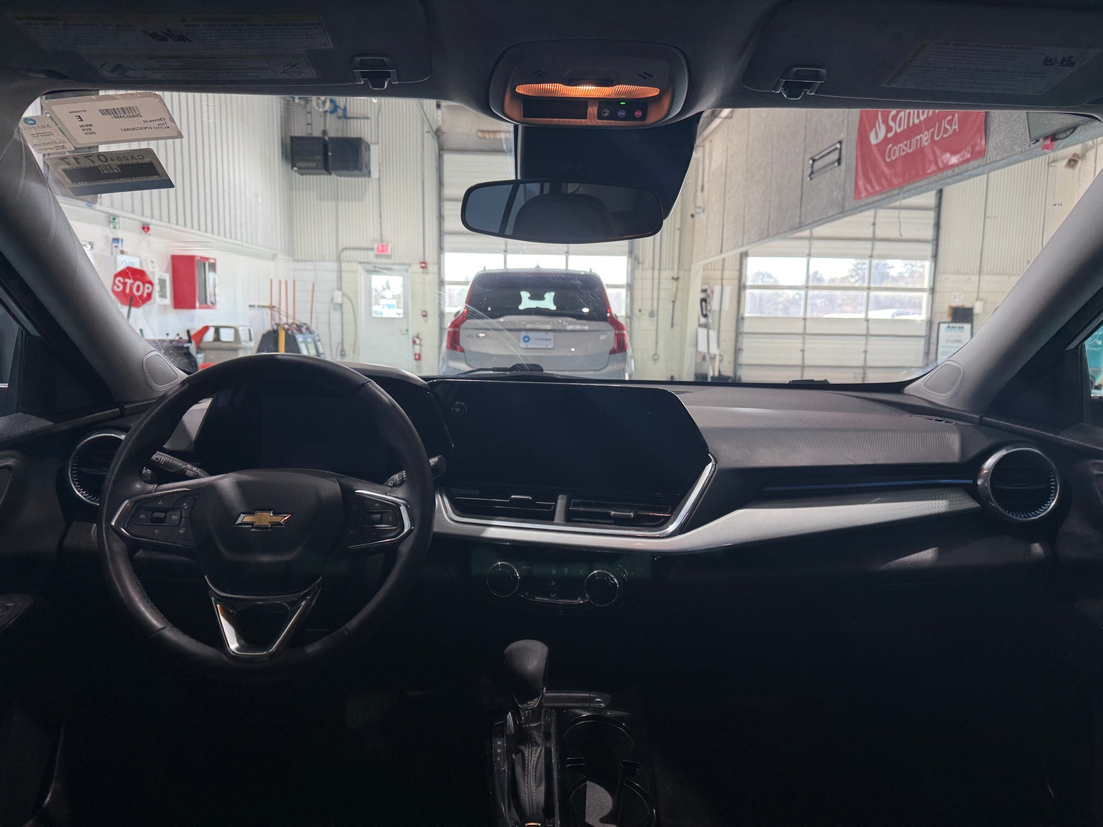 Thumbnail: 2025 Chevrolet Trax - 3