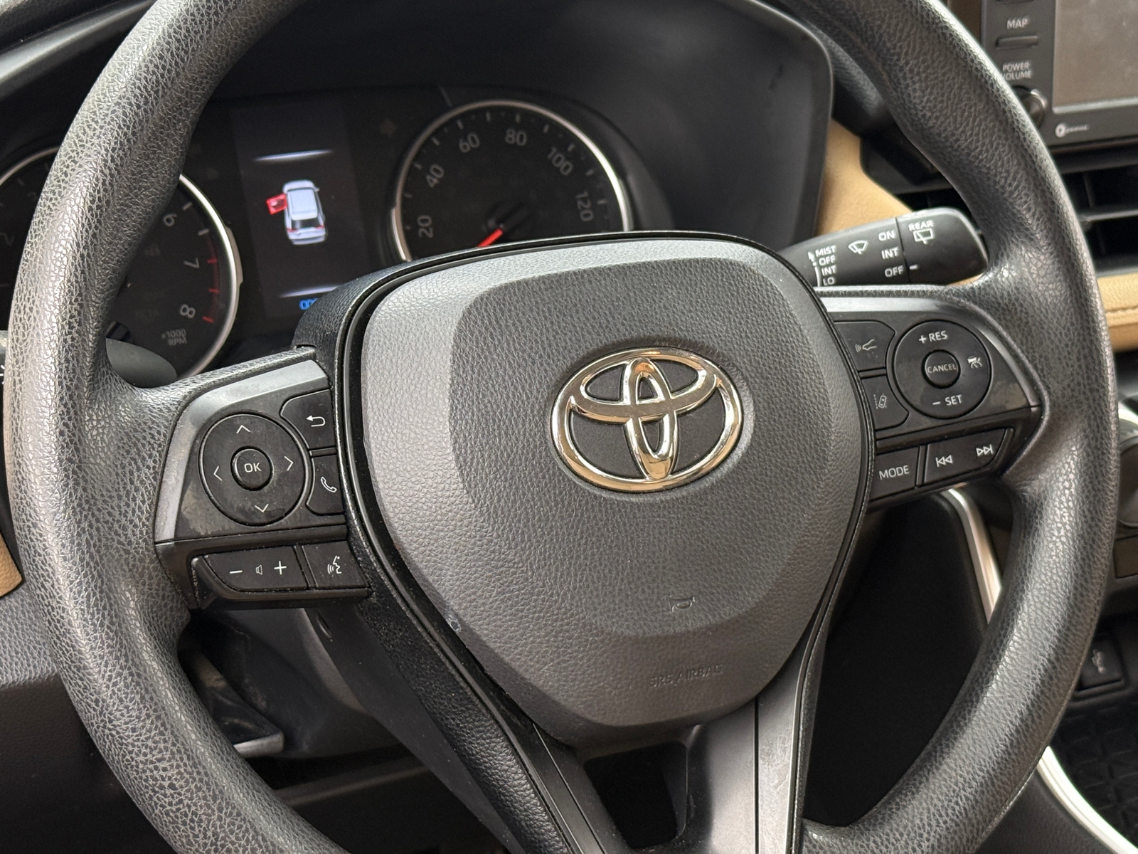 Thumbnail: 2021 Toyota RAV4 - 5