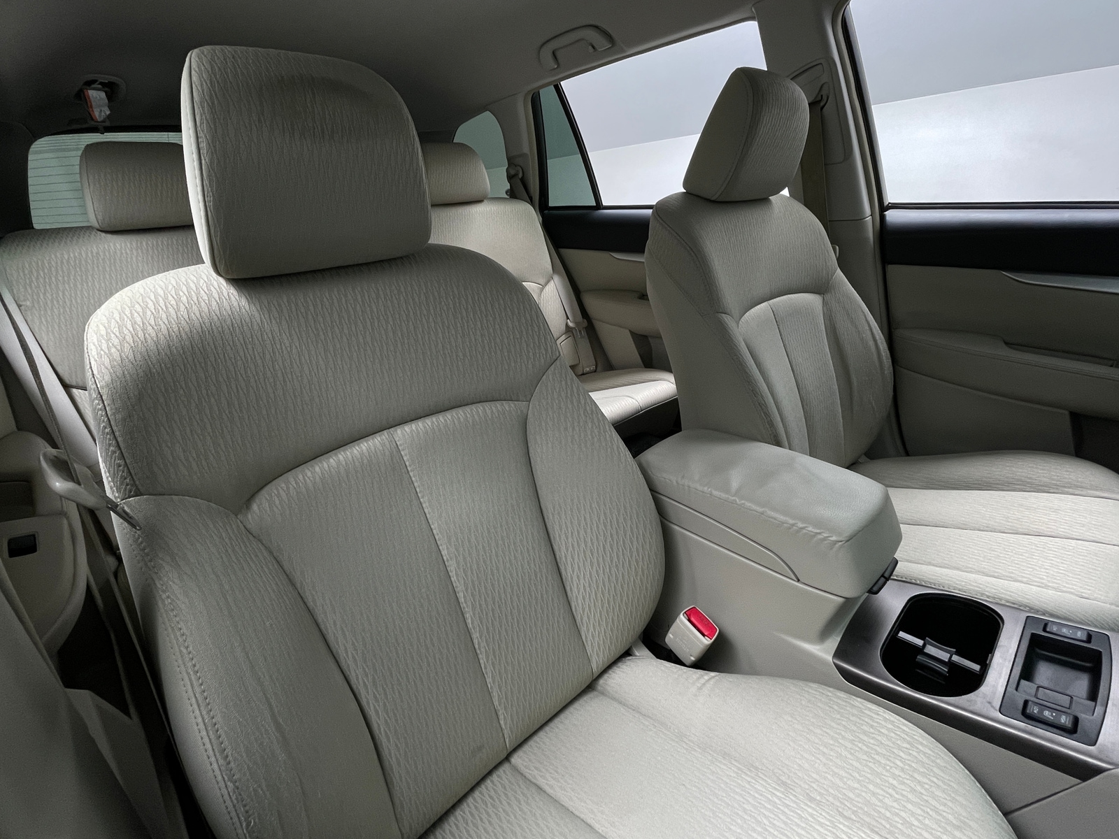 Thumbnail: 2012 Subaru Outback - 2