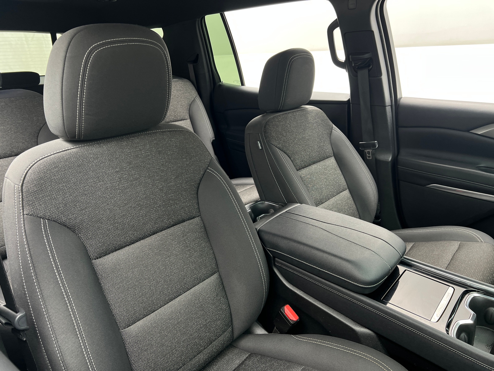 Thumbnail: 2024 Chevrolet Traverse - 2