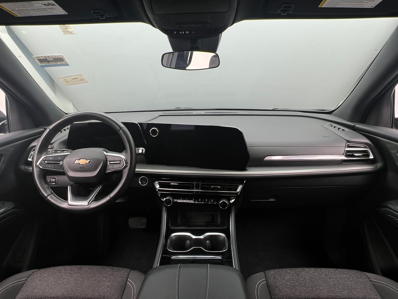 Thumbnail: 2024 Chevrolet Traverse - 3