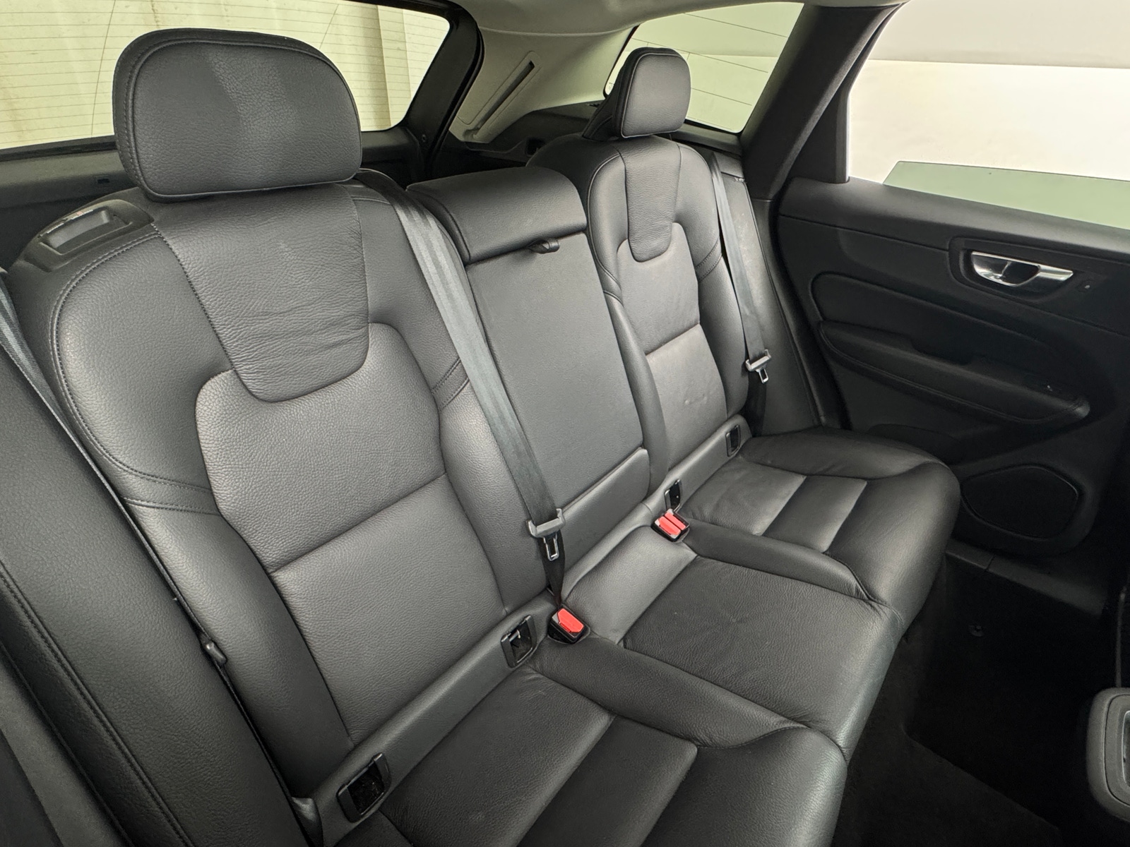 Thumbnail: 2023 Volvo XC60 - 5