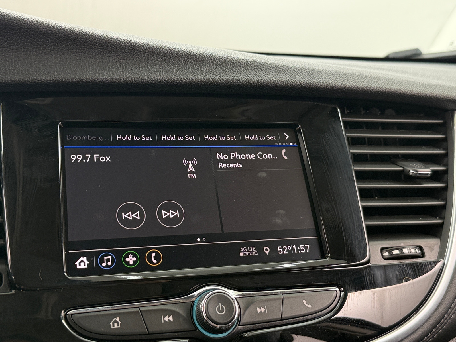 Thumbnail: 2022 Buick Encore - 3