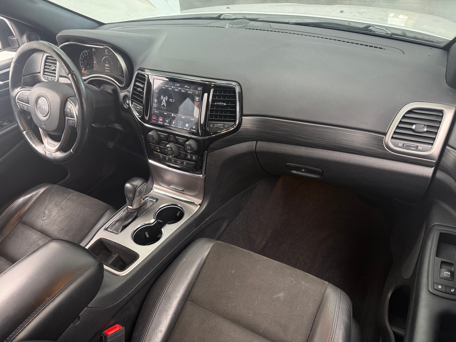 Thumbnail: 2020 Jeep Grand Cherokee - 3