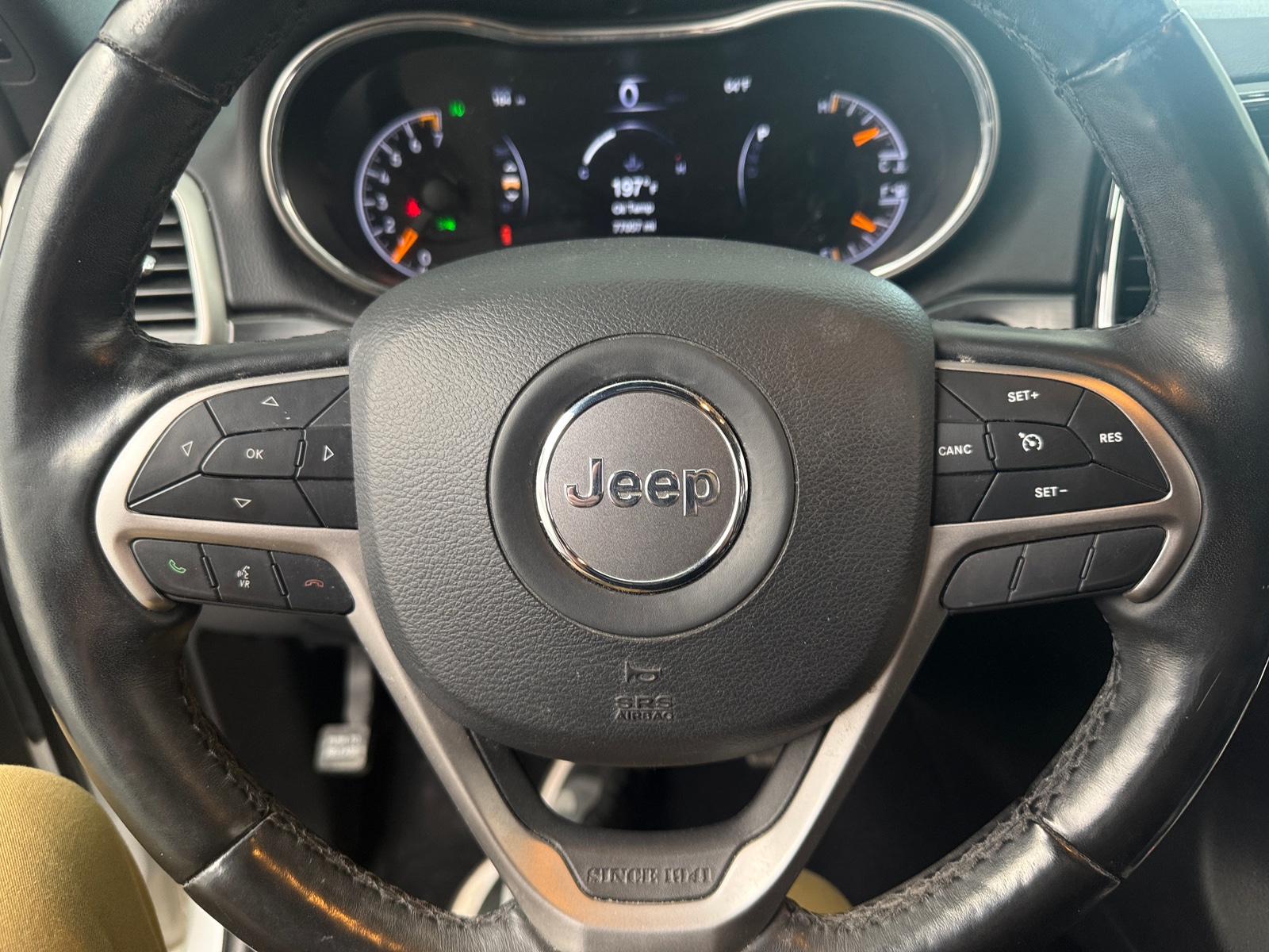 Thumbnail: 2020 Jeep Grand Cherokee - 5