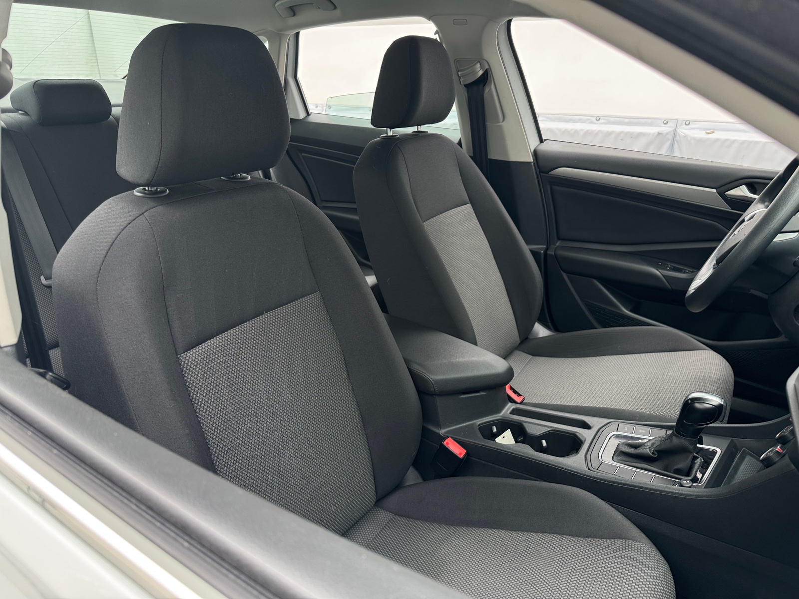 Thumbnail: 2021 Volkswagen Jetta - 2