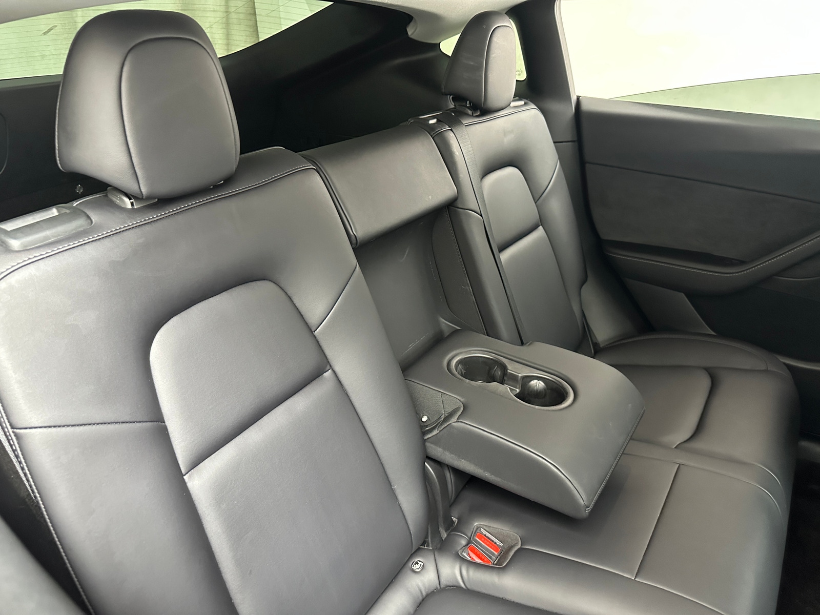 Thumbnail: 2022 Tesla Model Y - 5