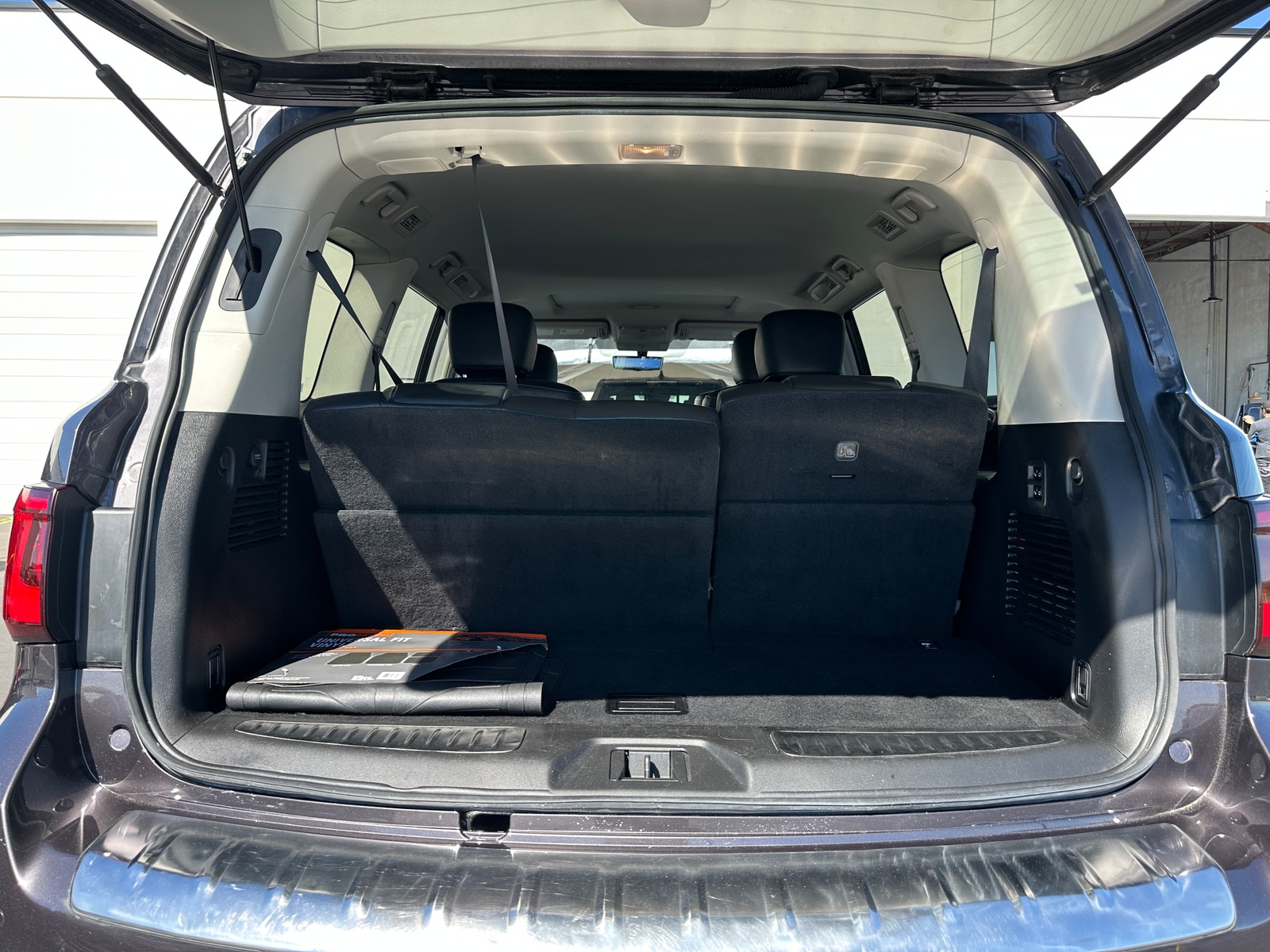 Thumbnail: 2024 INFINITI QX80 - 6