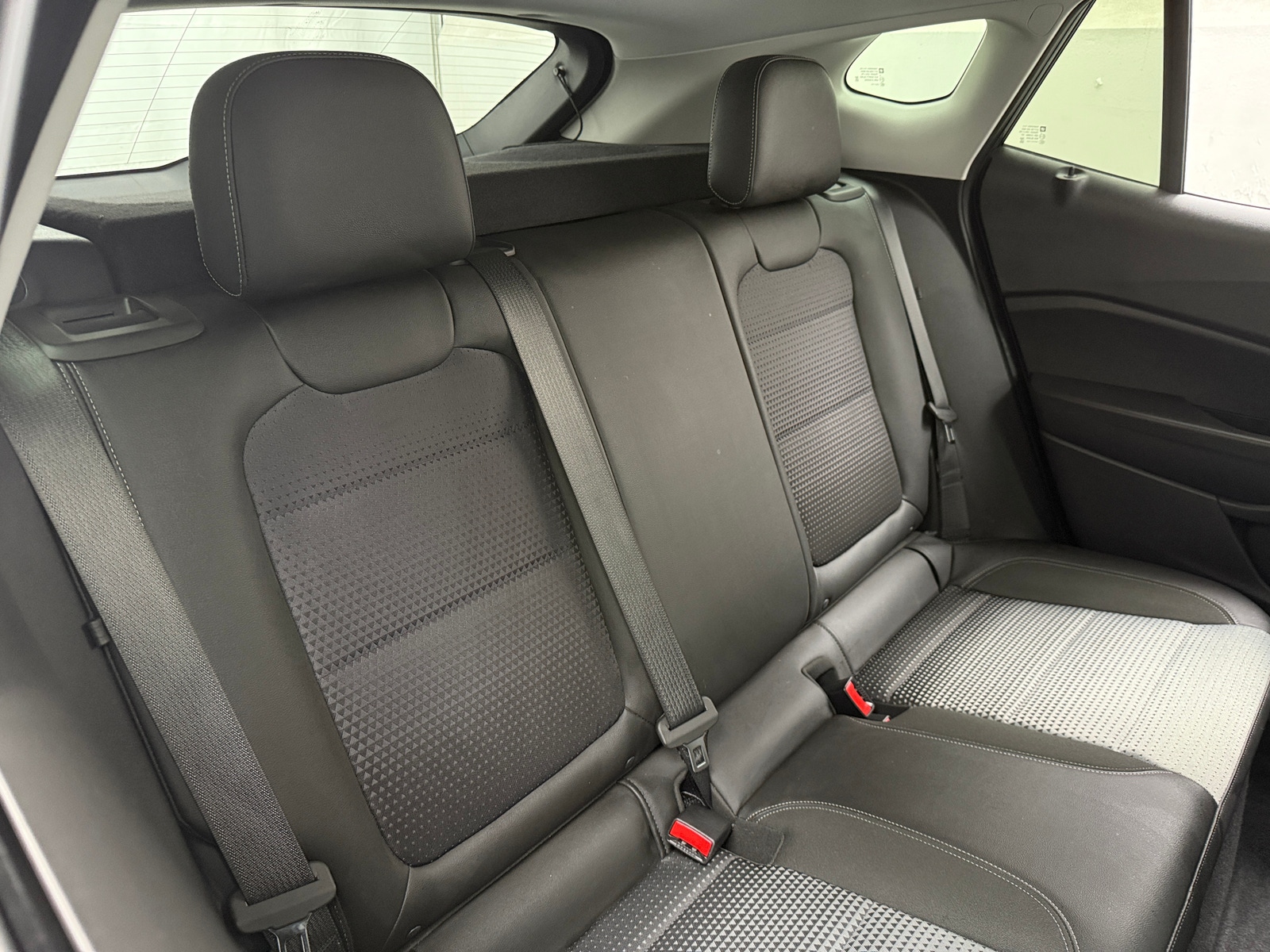 Thumbnail: 2025 Chevrolet Trax - 6