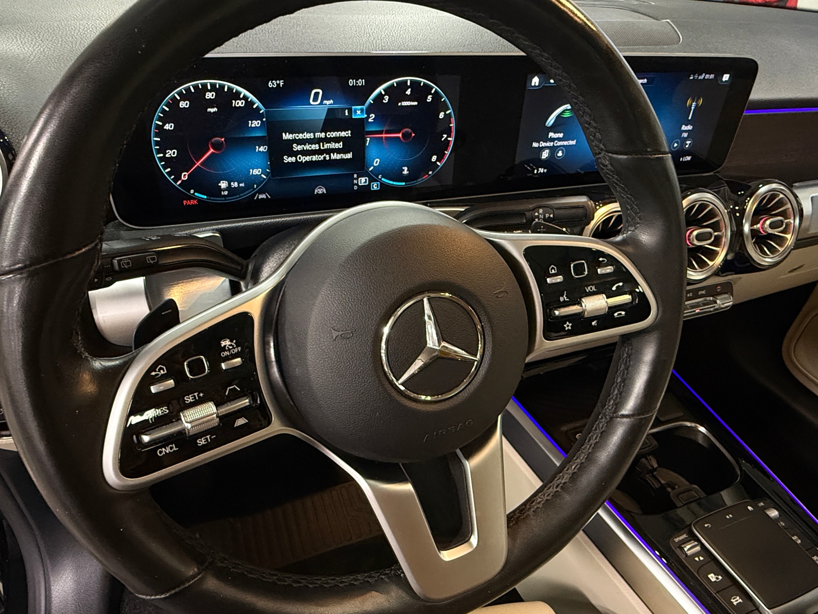 Thumbnail: 2021 Mercedes-Benz GLB - 4