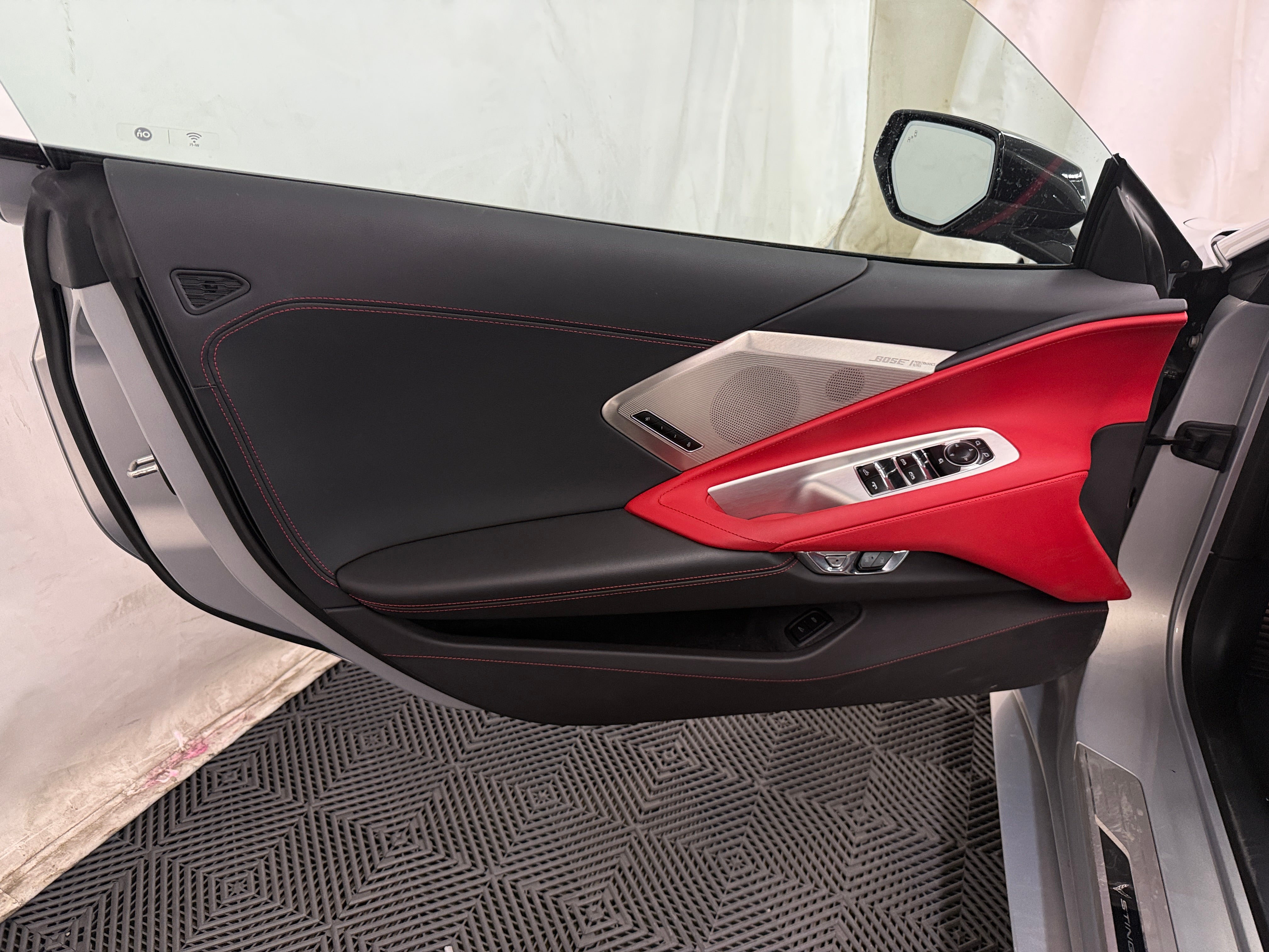 2024 Chevrolet Corvette 2LT - Photo 8